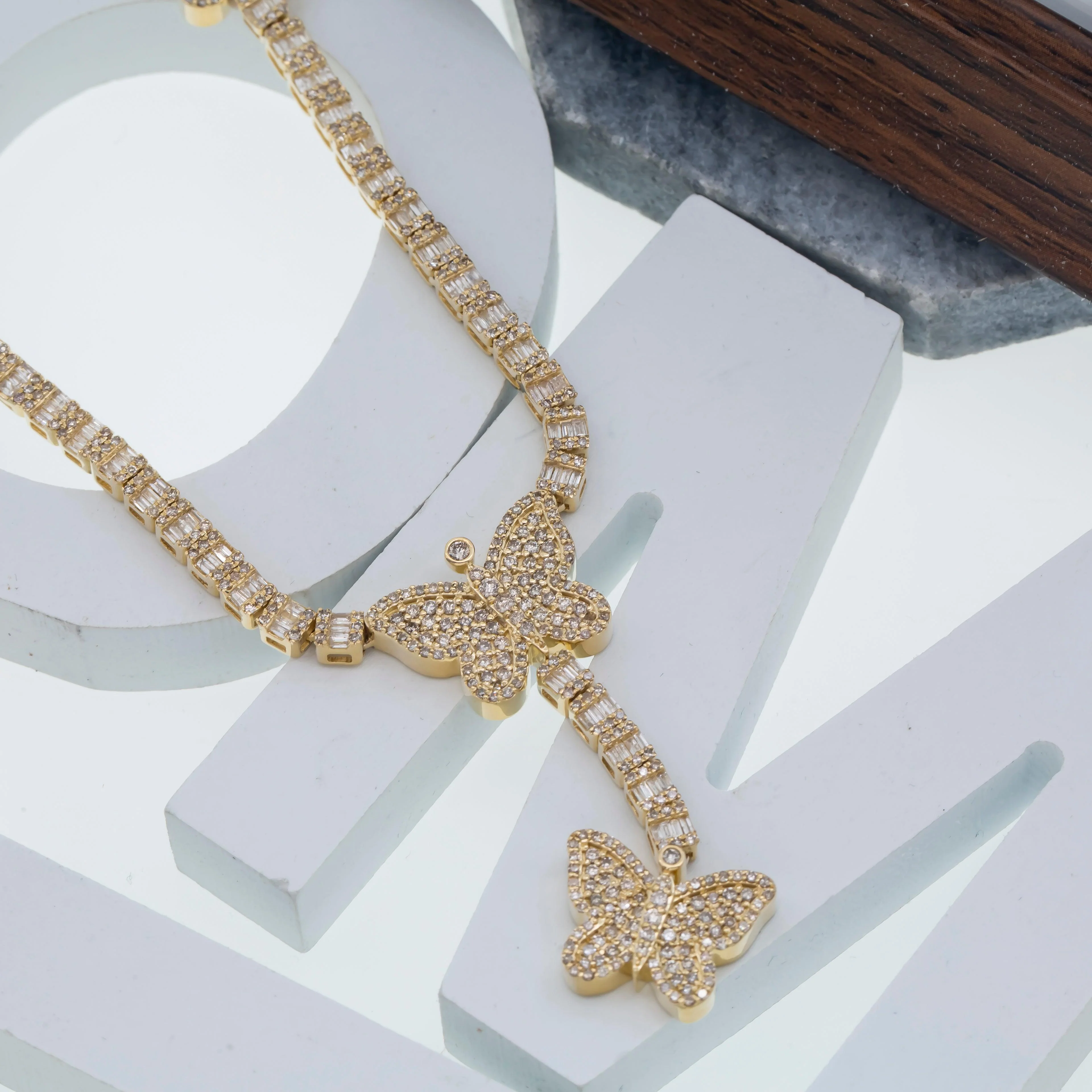 10K GOLD 3.87MM BAGUETTE DIAMOND BUTTERFLY LARIAT CHAIN 8.95 CT - Image 4
