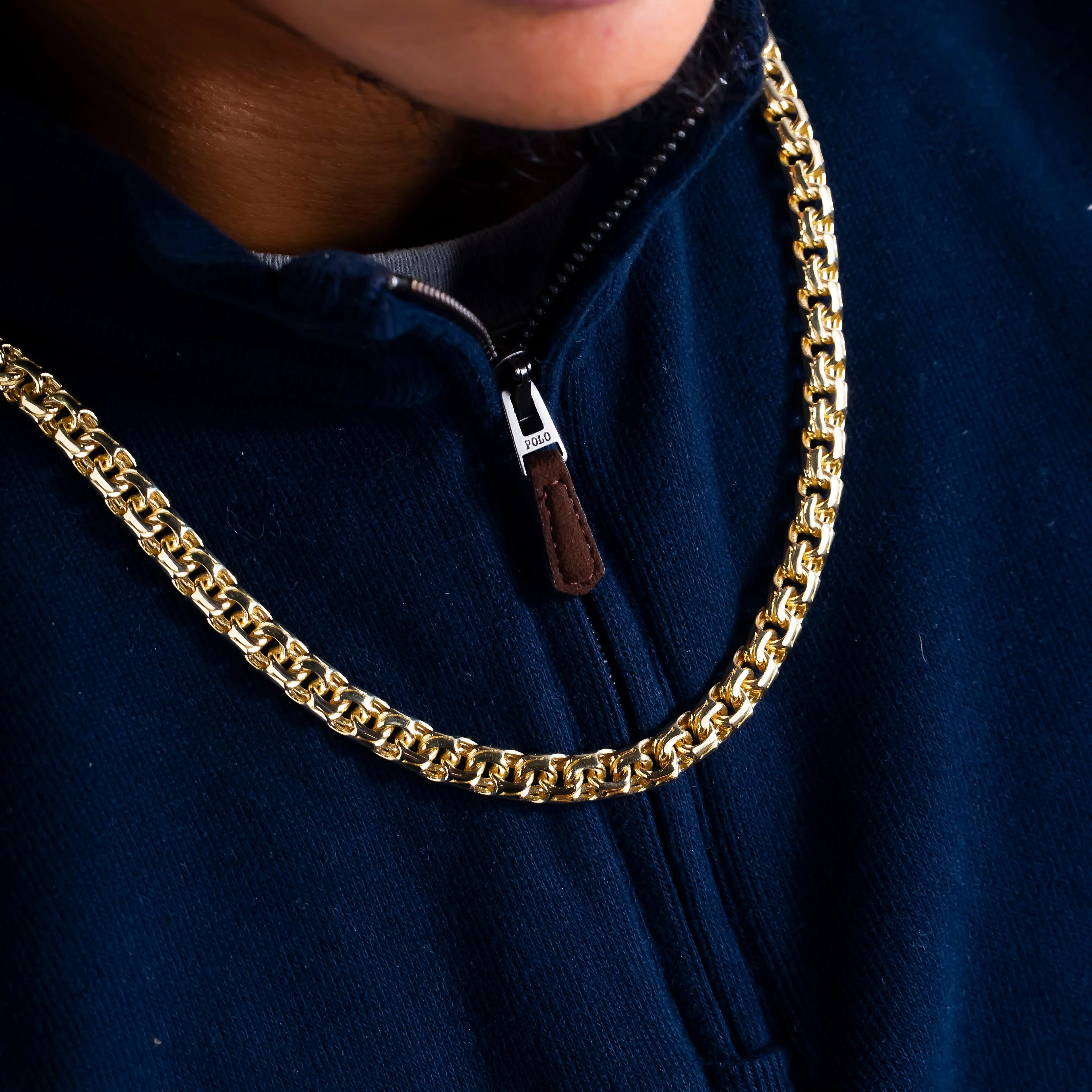 10K GOLD 7.94MM HOLLOW BYZANTINE CHAIN WITH CZ CLASP - Image 2