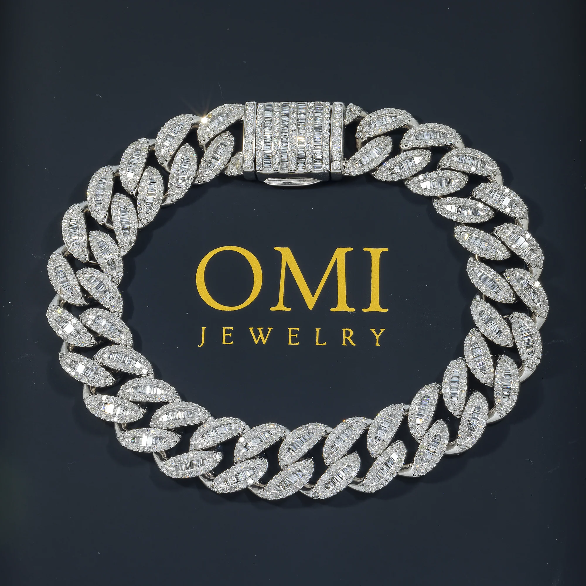 10K GOLD BAGUETTE AND ROUND DIAMOND 12MM OPEN CUBAN LINK BRACELET 8.08 CT - Image 3