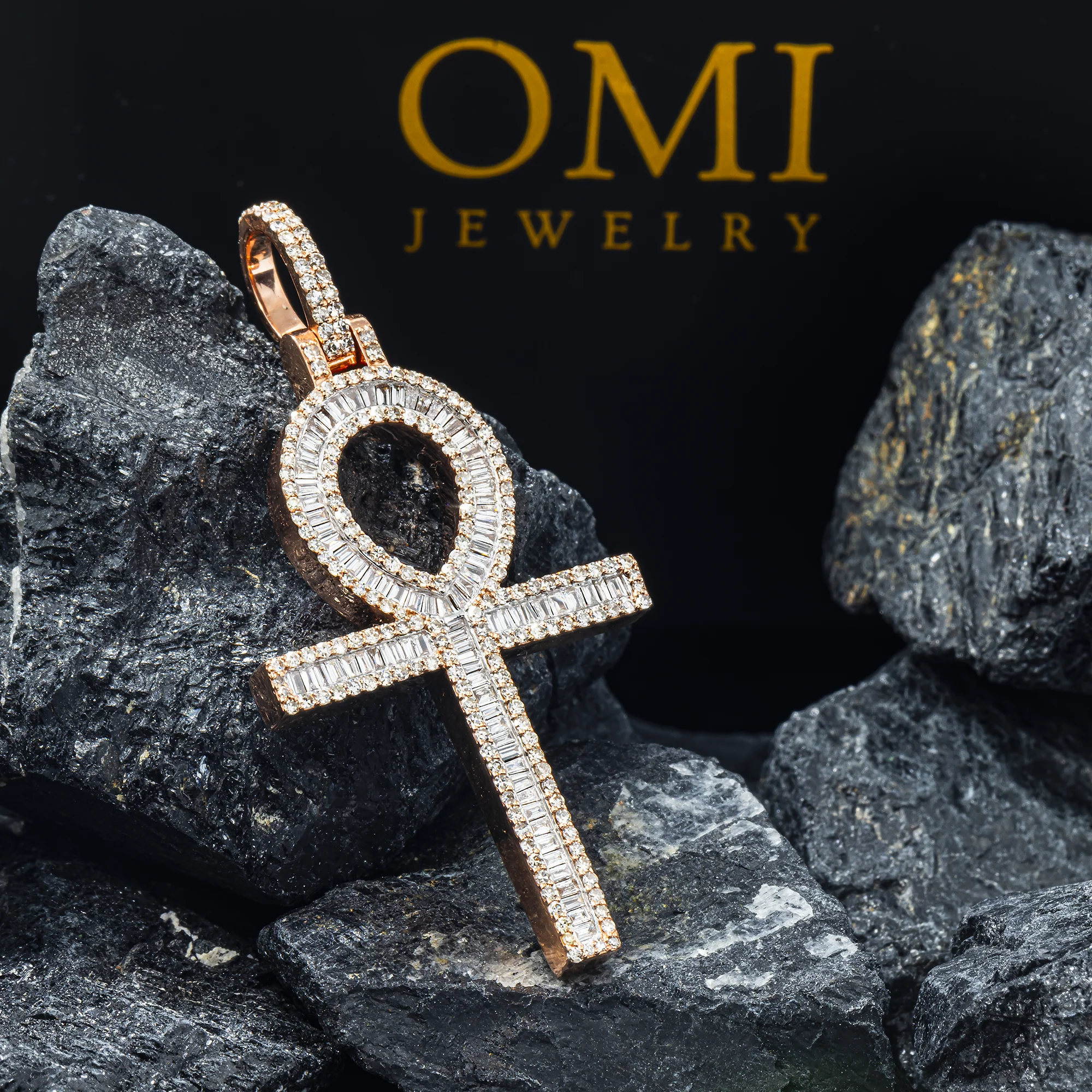 10K GOLD BAGUETTE AND ROUND DIAMOND ANKH PENDANT 1.25 CT - Image 2