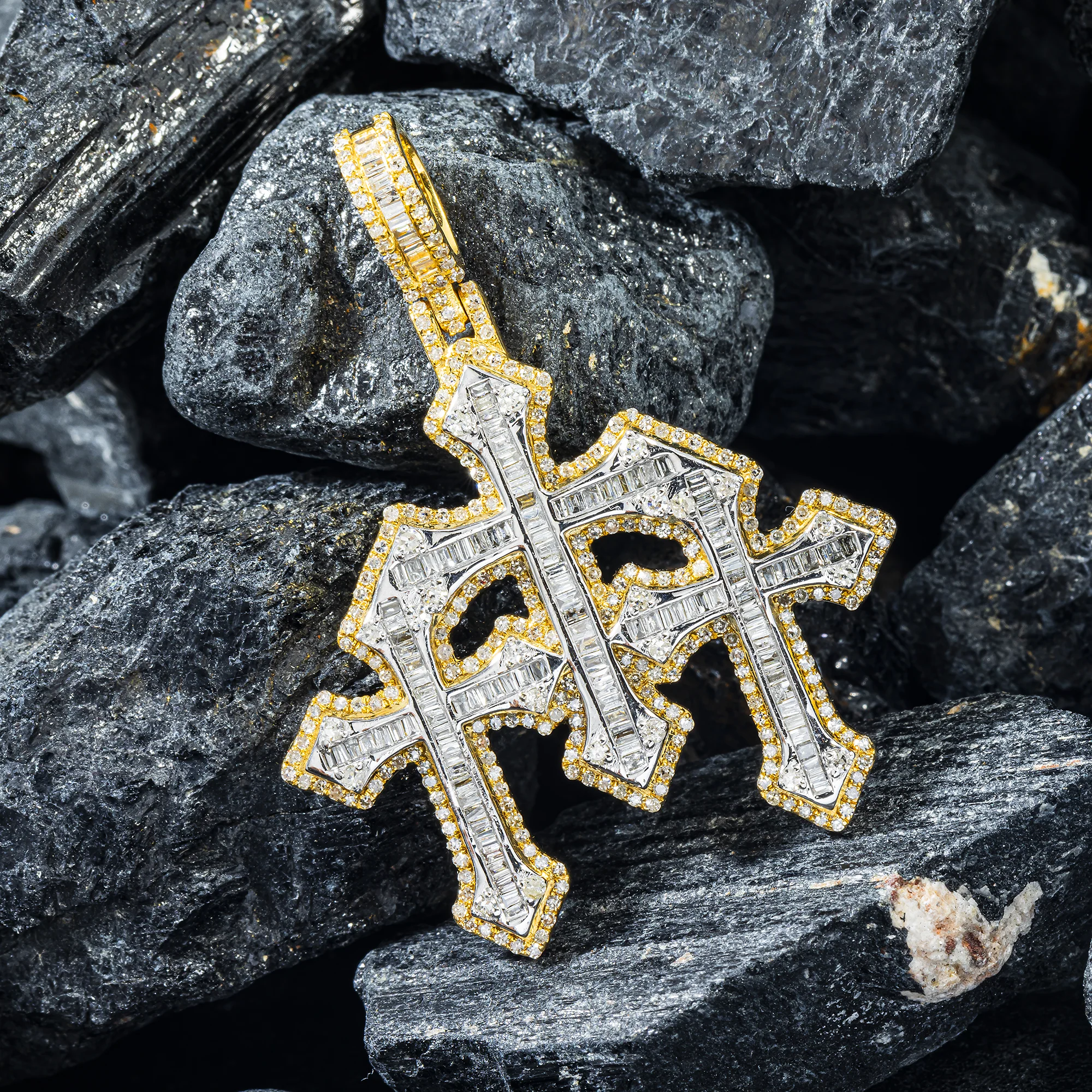 10K GOLD BAGUETTE AND ROUND DIAMOND TRIPLE CROSSES PENDANT 1.50 CT - Image 2