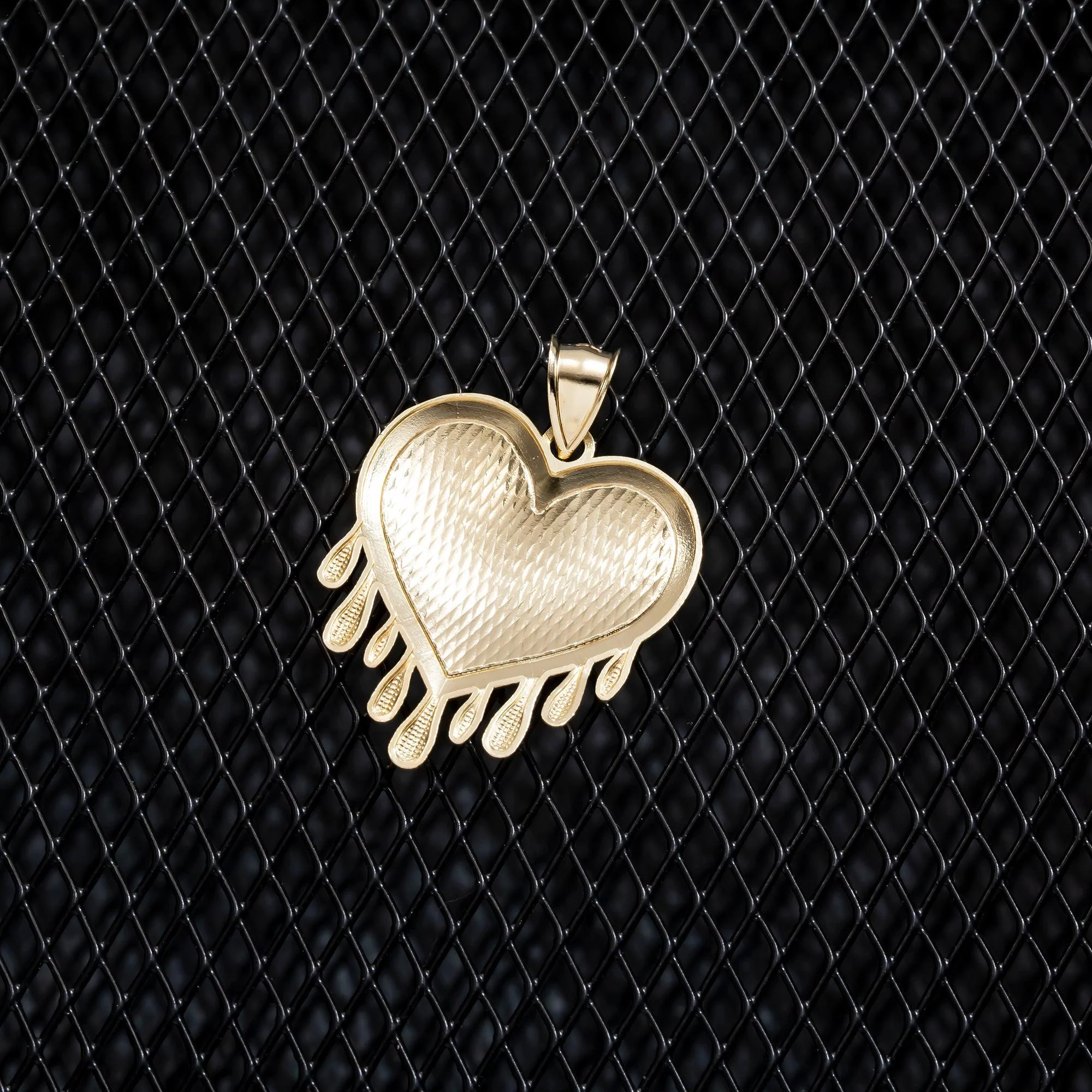10K GOLD DRIPPING HEART PENDANT 3.4G - Image 3