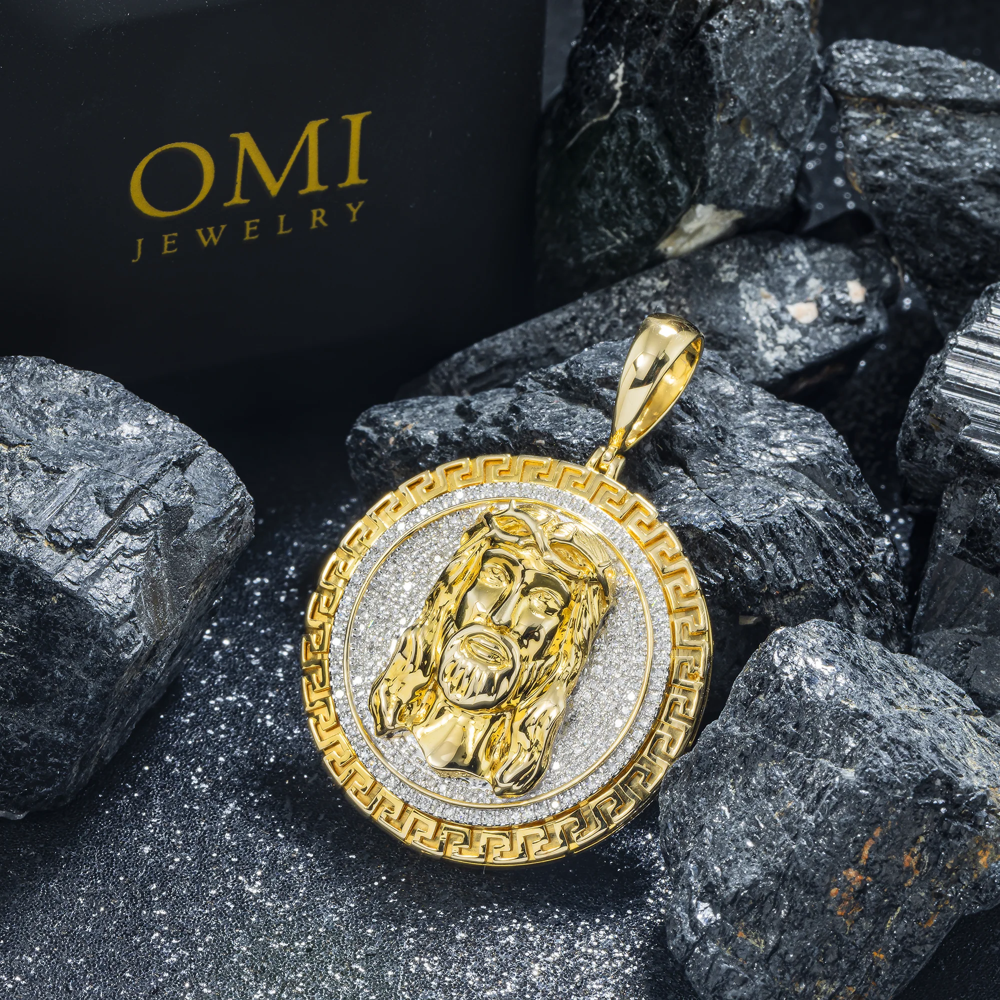 14K GOLD MICROPAVE DIAMOND JESUS HEAD MEDALLION PENDANT 0.45 CT - Image 2
