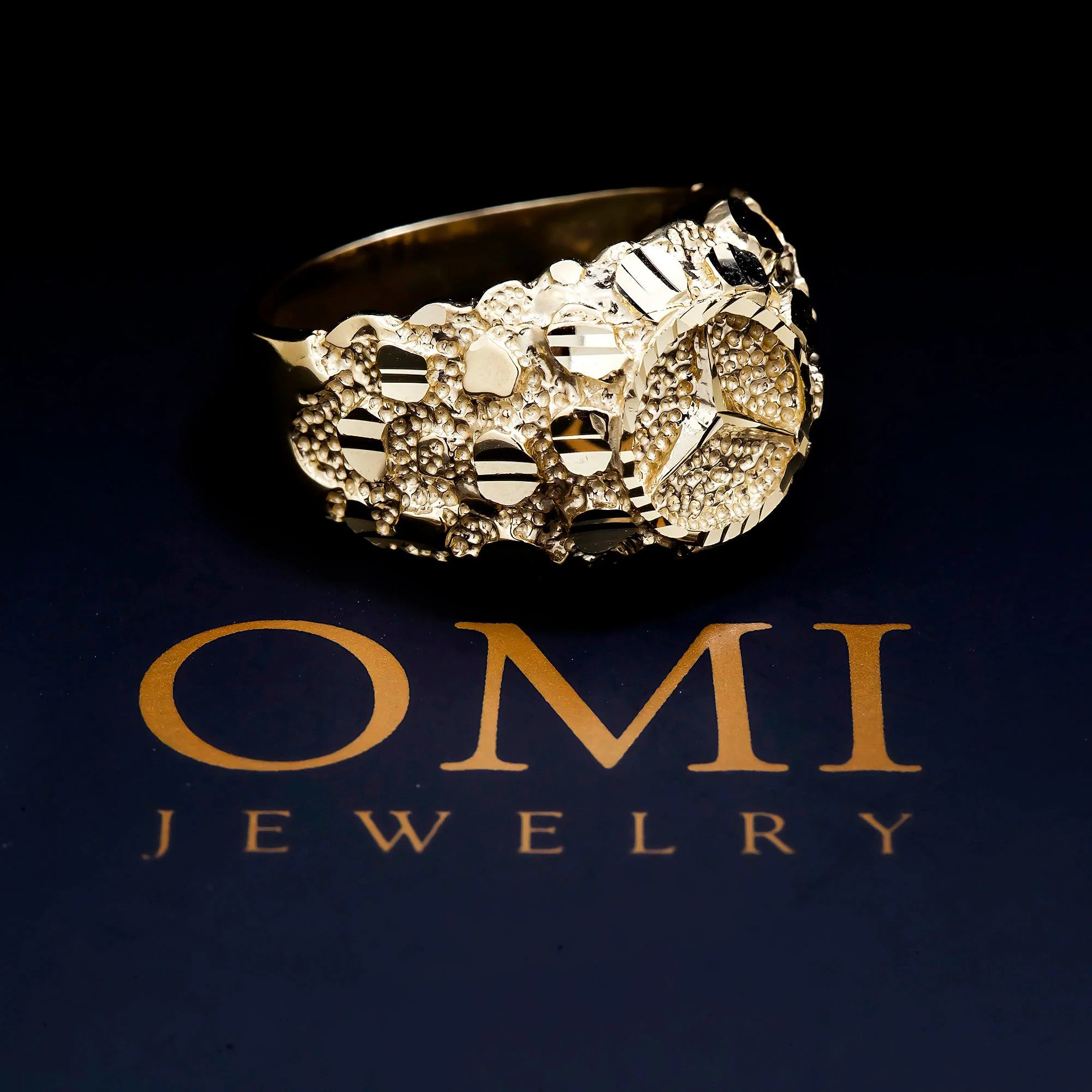 10K GOLD NUGGET MERCEDES BENZ RING 8.3G - Image 4