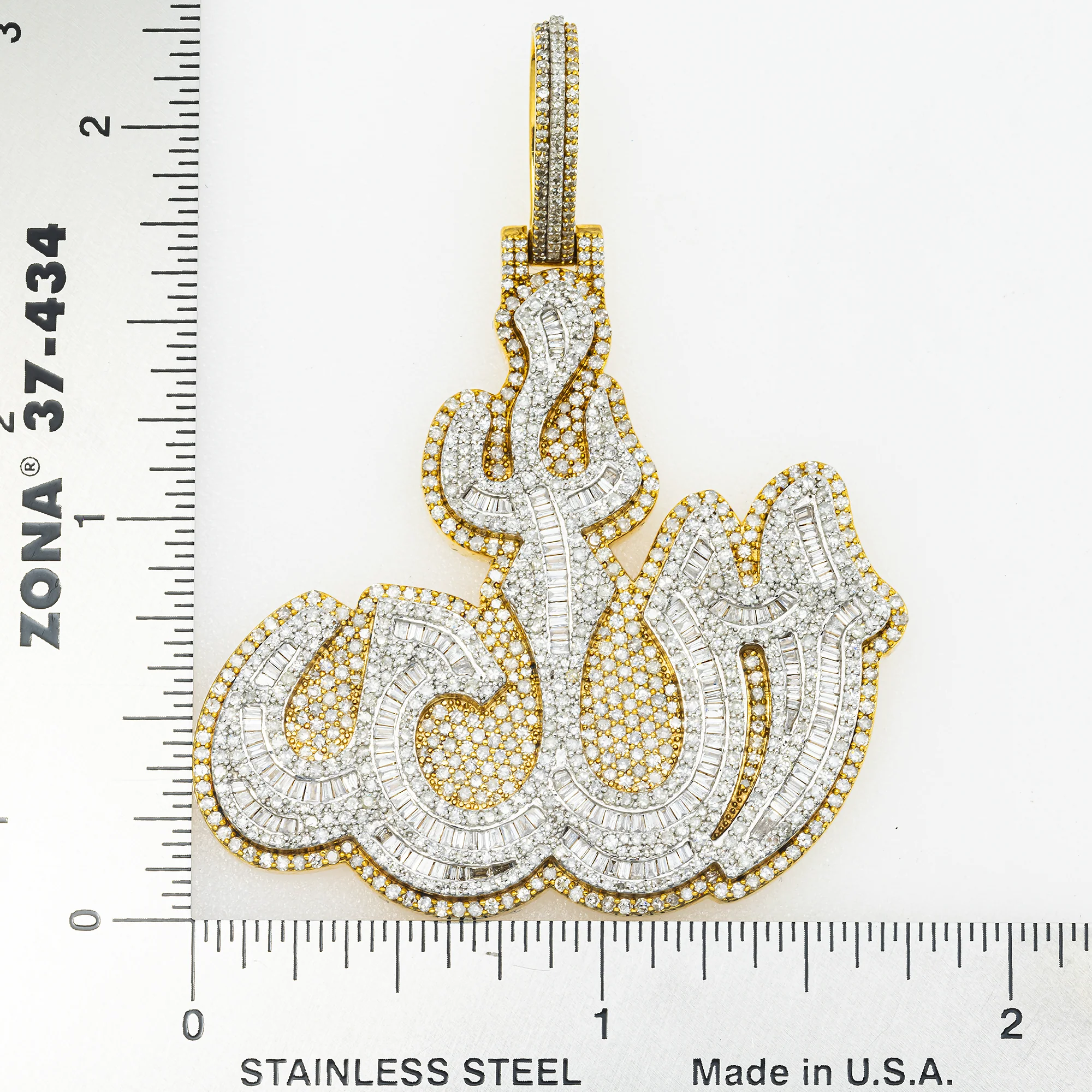10K GOLD ROUND AND BAGUETTE DIAMOND ALLAH PENDANT 3.76 CT - Image 4