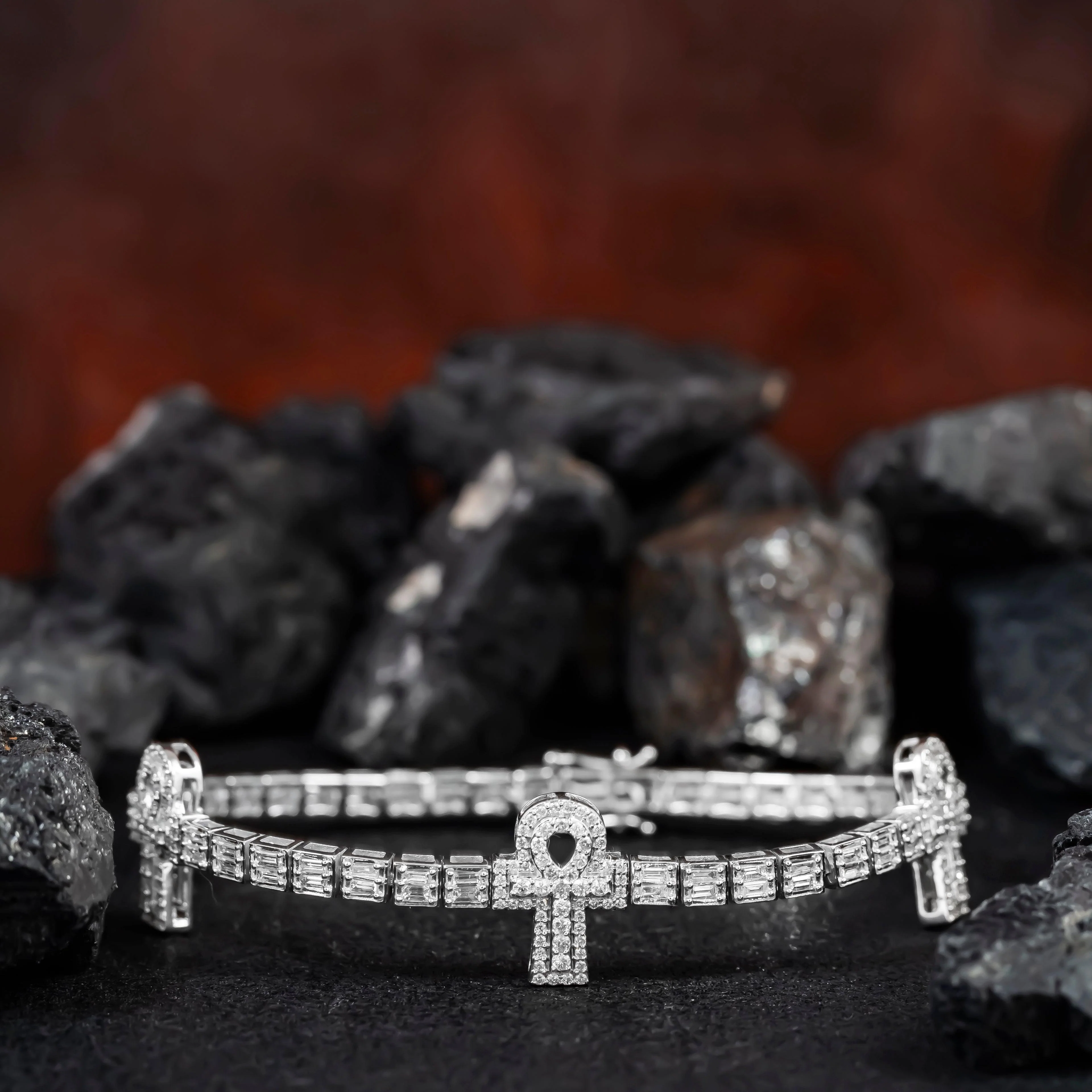 10K GOLD ROUND AND BAGUETTE DIAMOND ANKH BRACELET 4.00 CT - Image 4