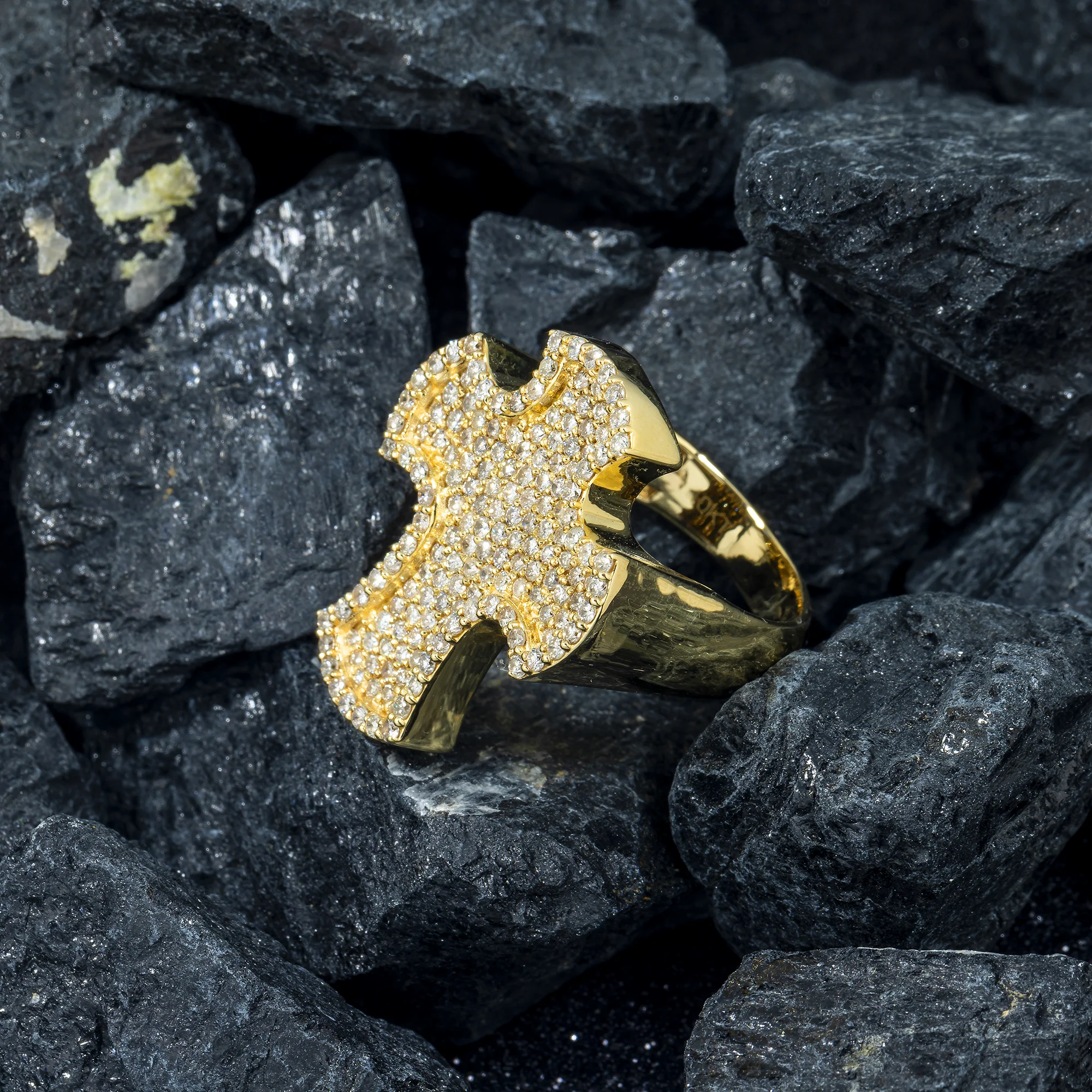 10K GOLD ROUND DIAMOND CROSS STATEMENT RING 2.25 CT - Image 4