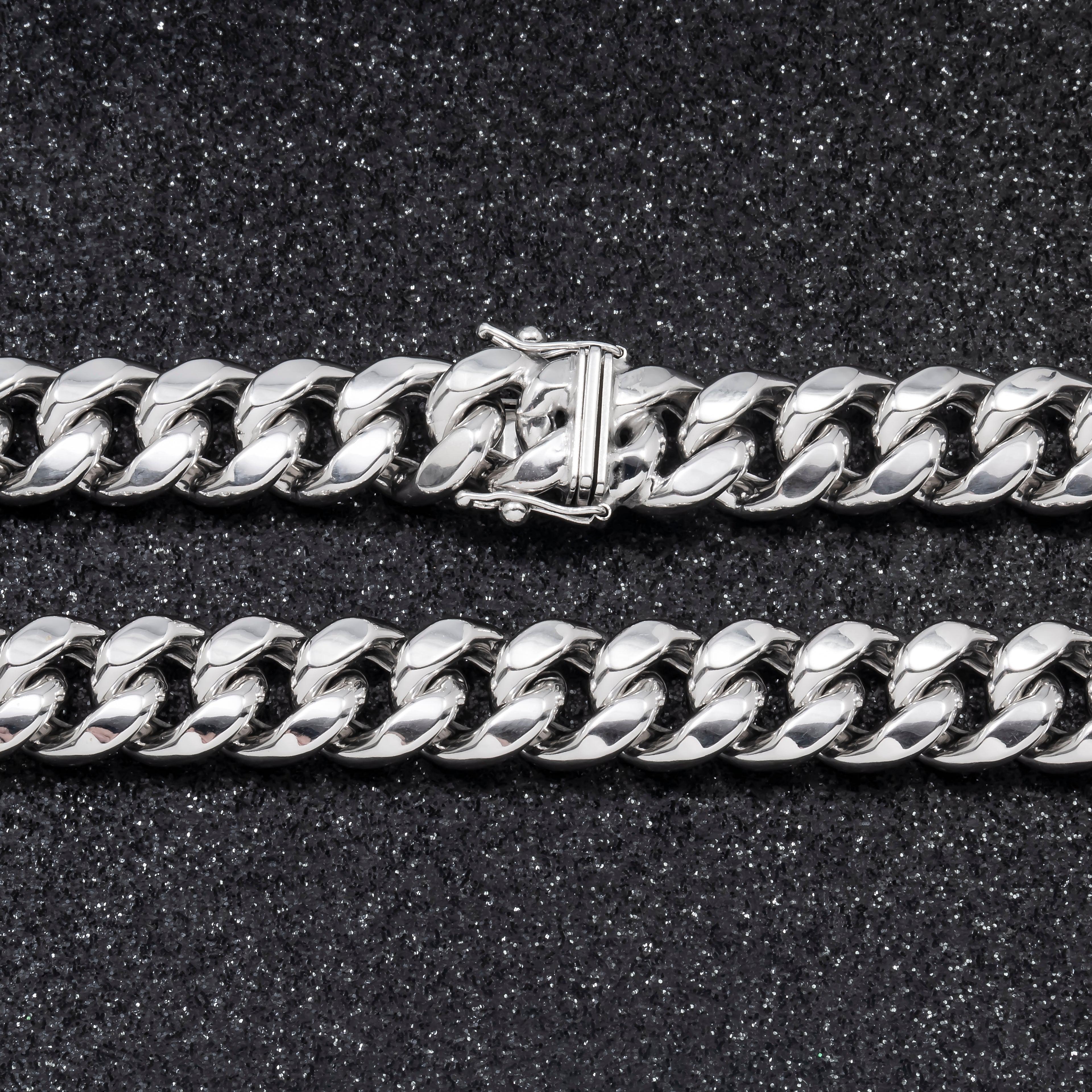 10K GOLD HOLLOW 11.4MM CUBAN LINK CHAIN - Image 4