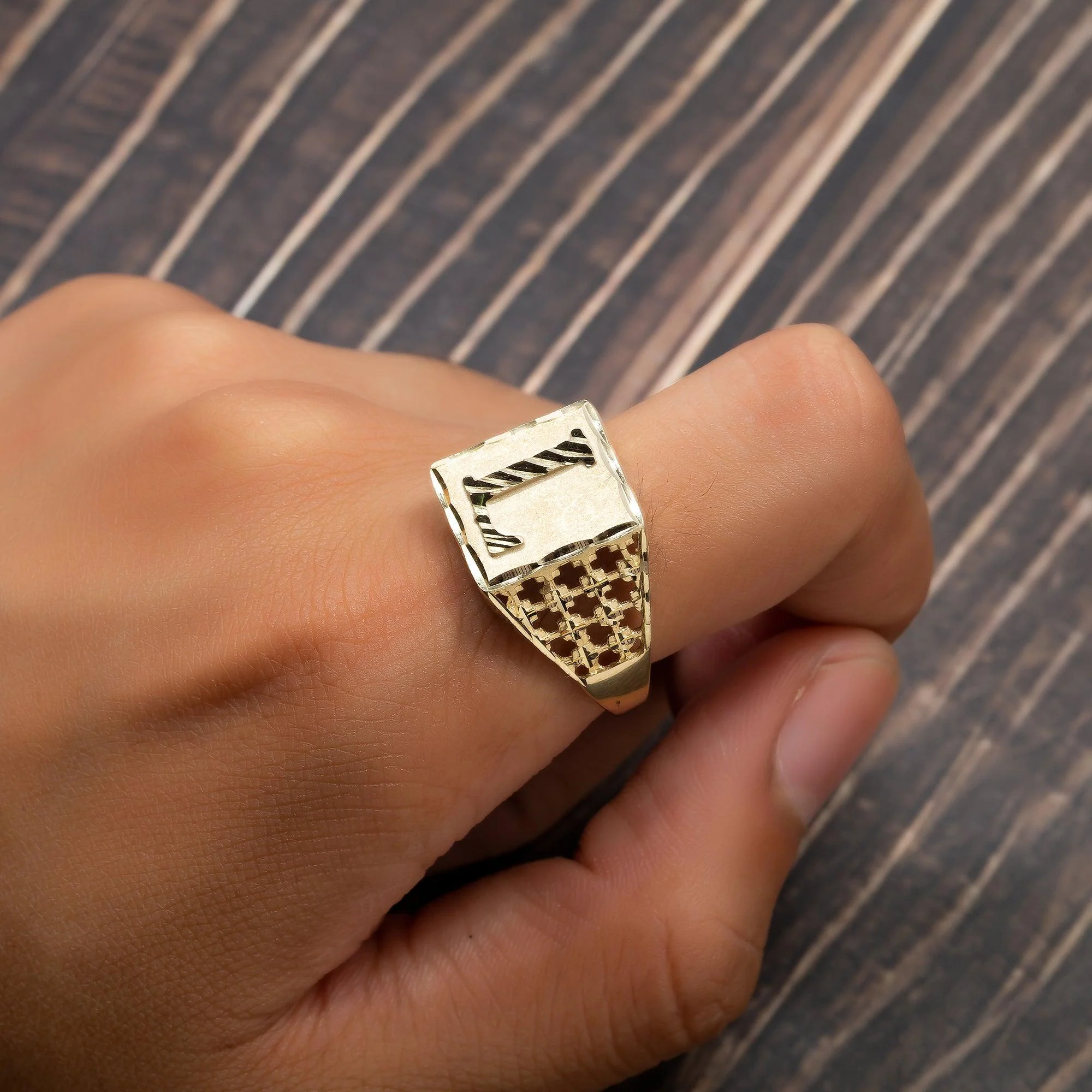 10K Yellow Gold Initial A-Z Rings - Image 12