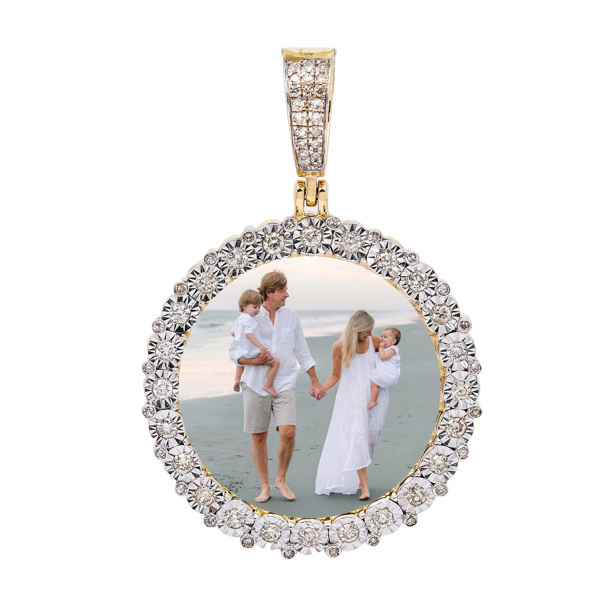 10K YELLOW GOLD PICTURE PENDANT WITH WITH 0.54 CT BAGUETTE DIAMONDS - Image 3