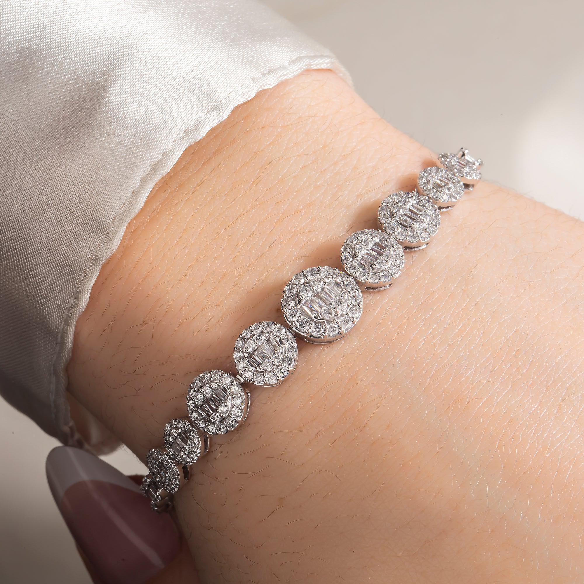 14K GOLD BAGUETTE AND ROUND DIAMONDS CIRCLE SHAPE BRACELET 3.25 CT - Image 2