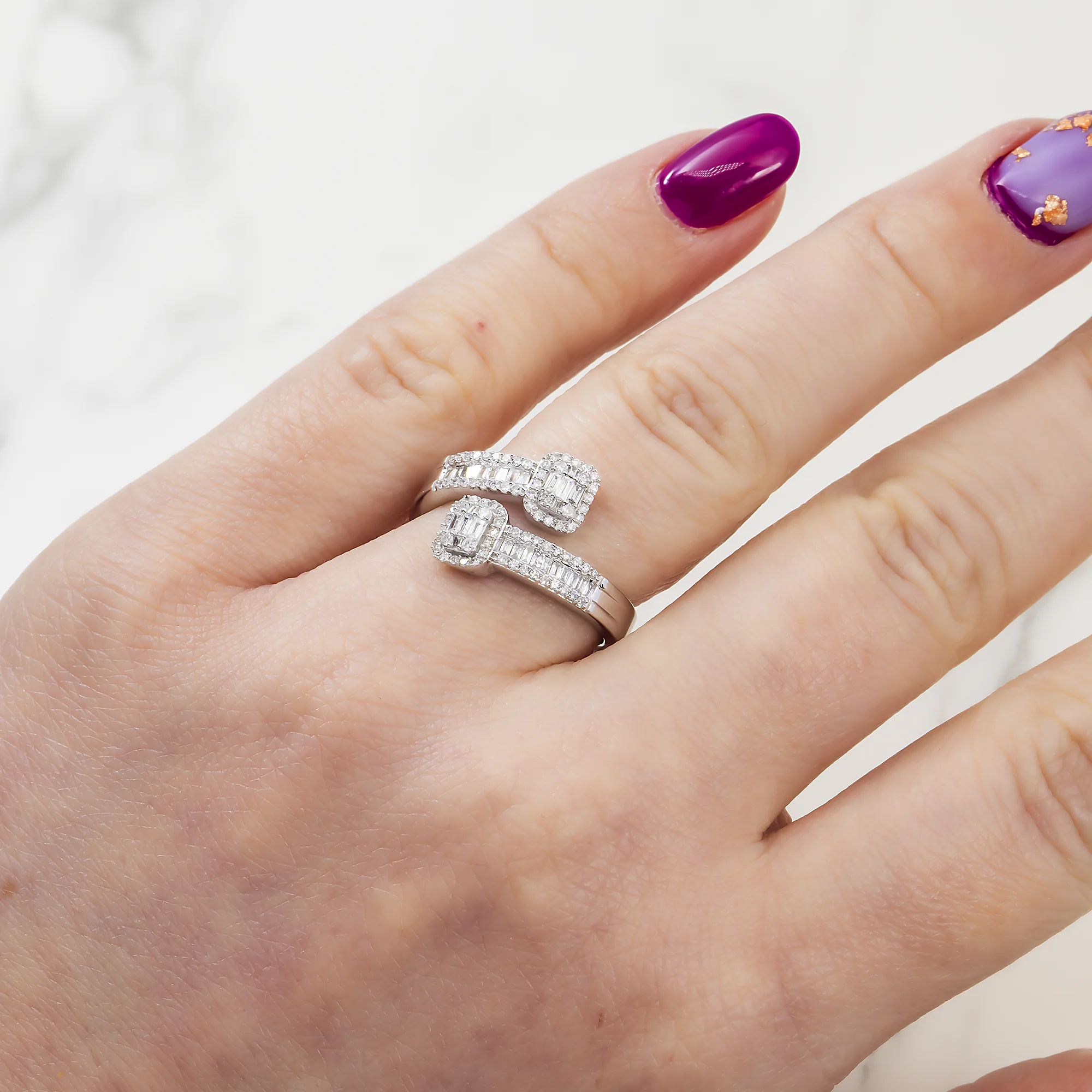 14K GOLD BAGUETTE AND ROUND DIAMOND WRAP RING 0.50 CT - Image 2