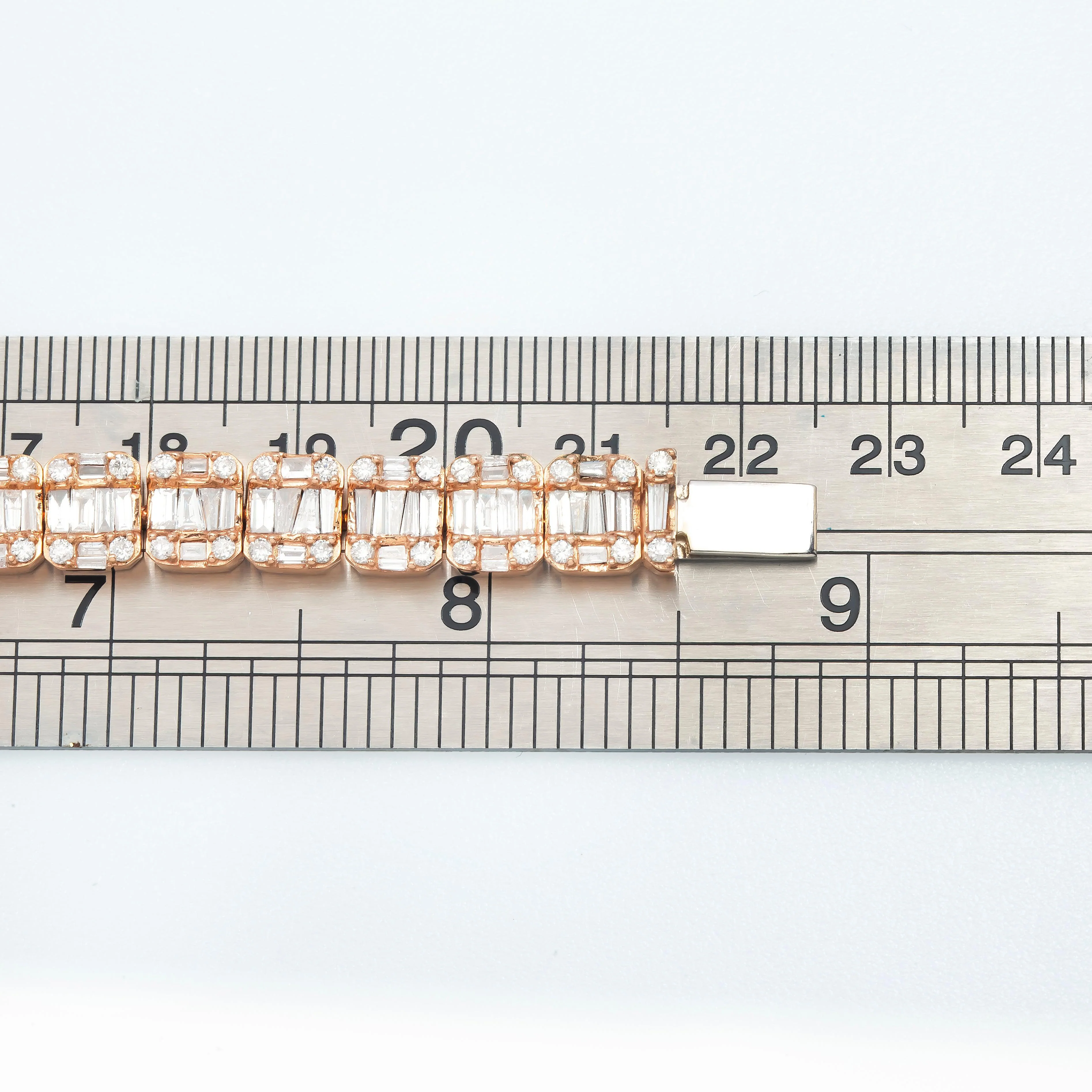 14K GOLD BAGUETTE DIAMONDS BRACELET 9.53 CT - Image 5