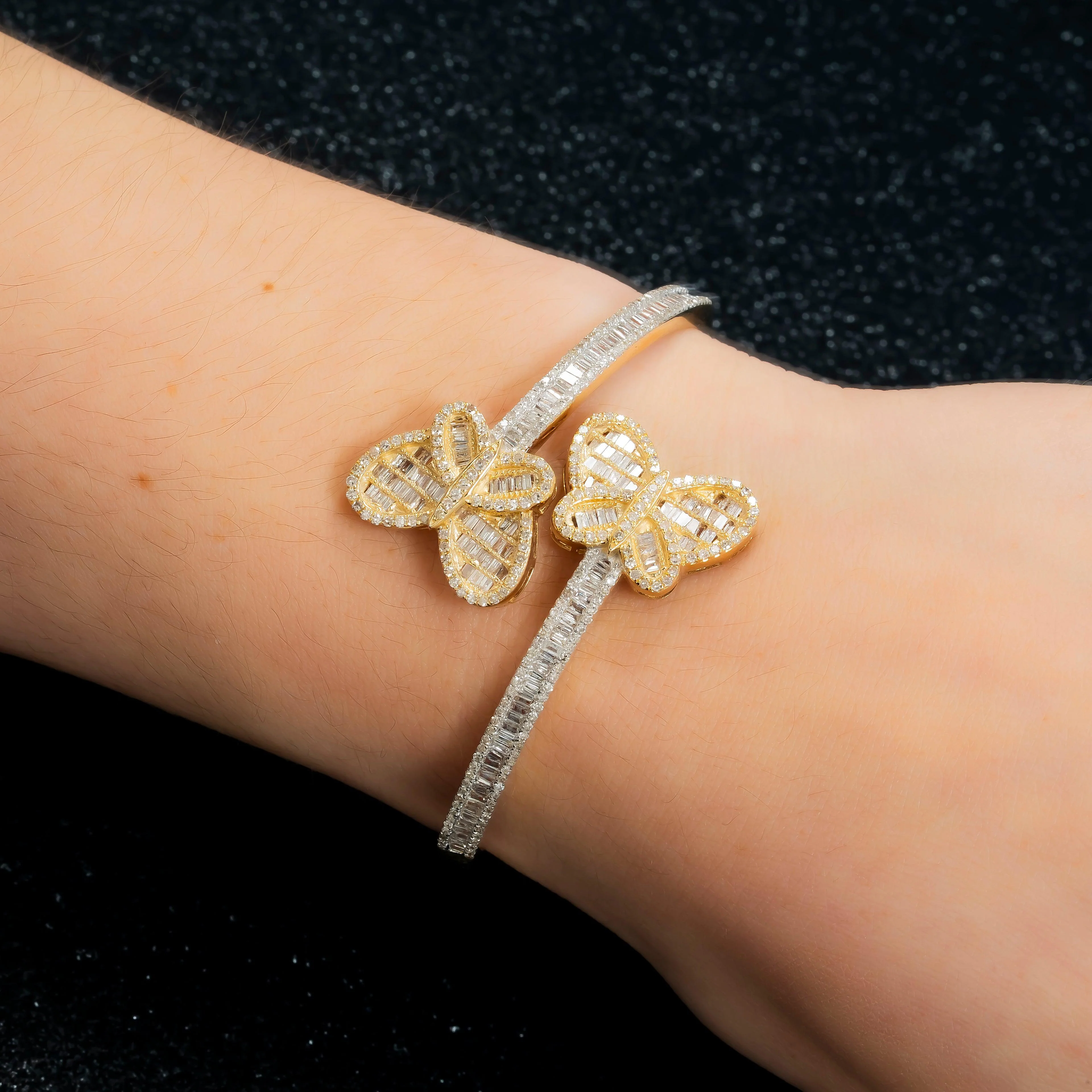 14K GOLD BAGUETTE DIAMONDS OPEN BUTTERFLY BANGLE 2.86 CT - Image 2