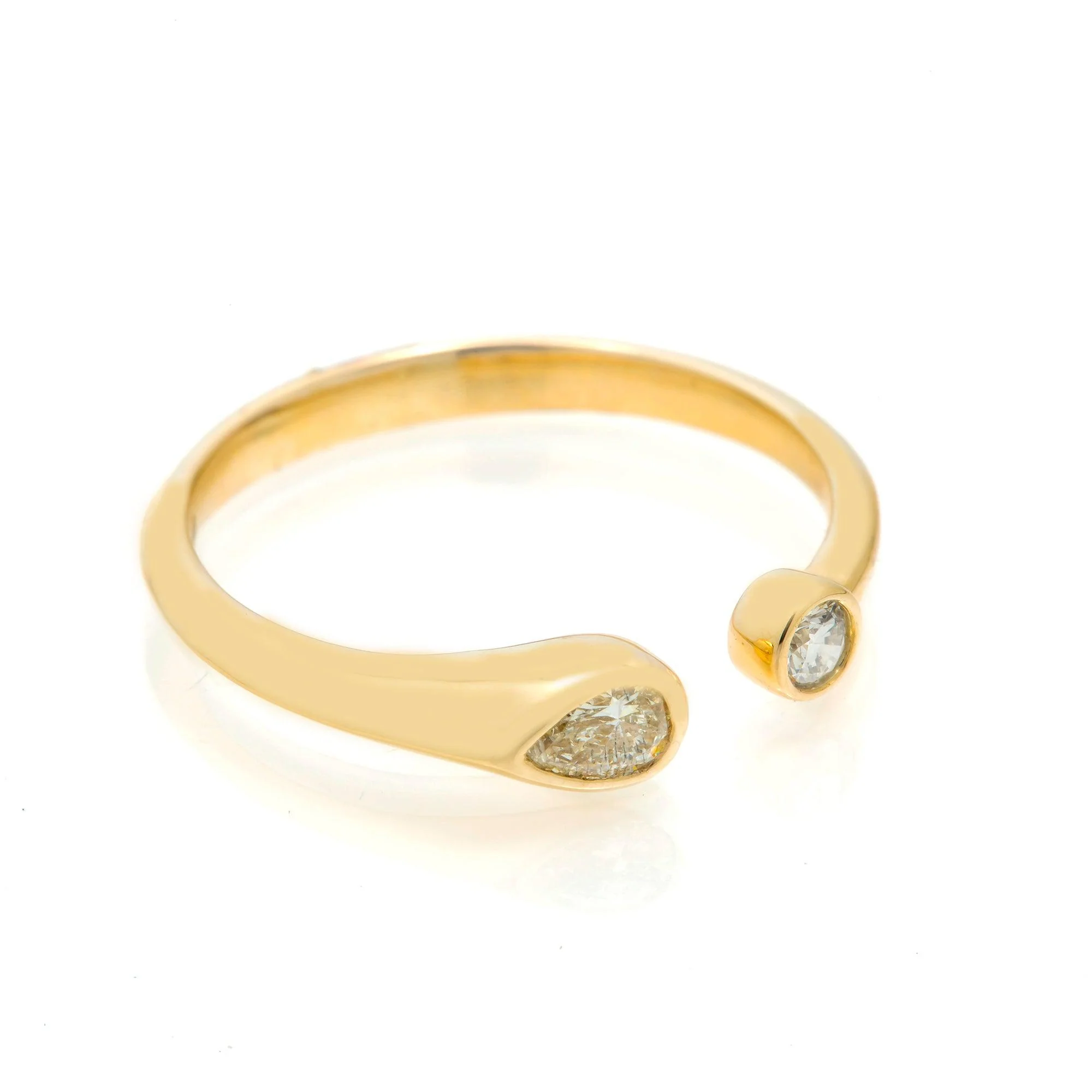 14K GOLD PEAR AND ROUND TWO DIAMOND BEZEL RING 0.25 CT - Image 6