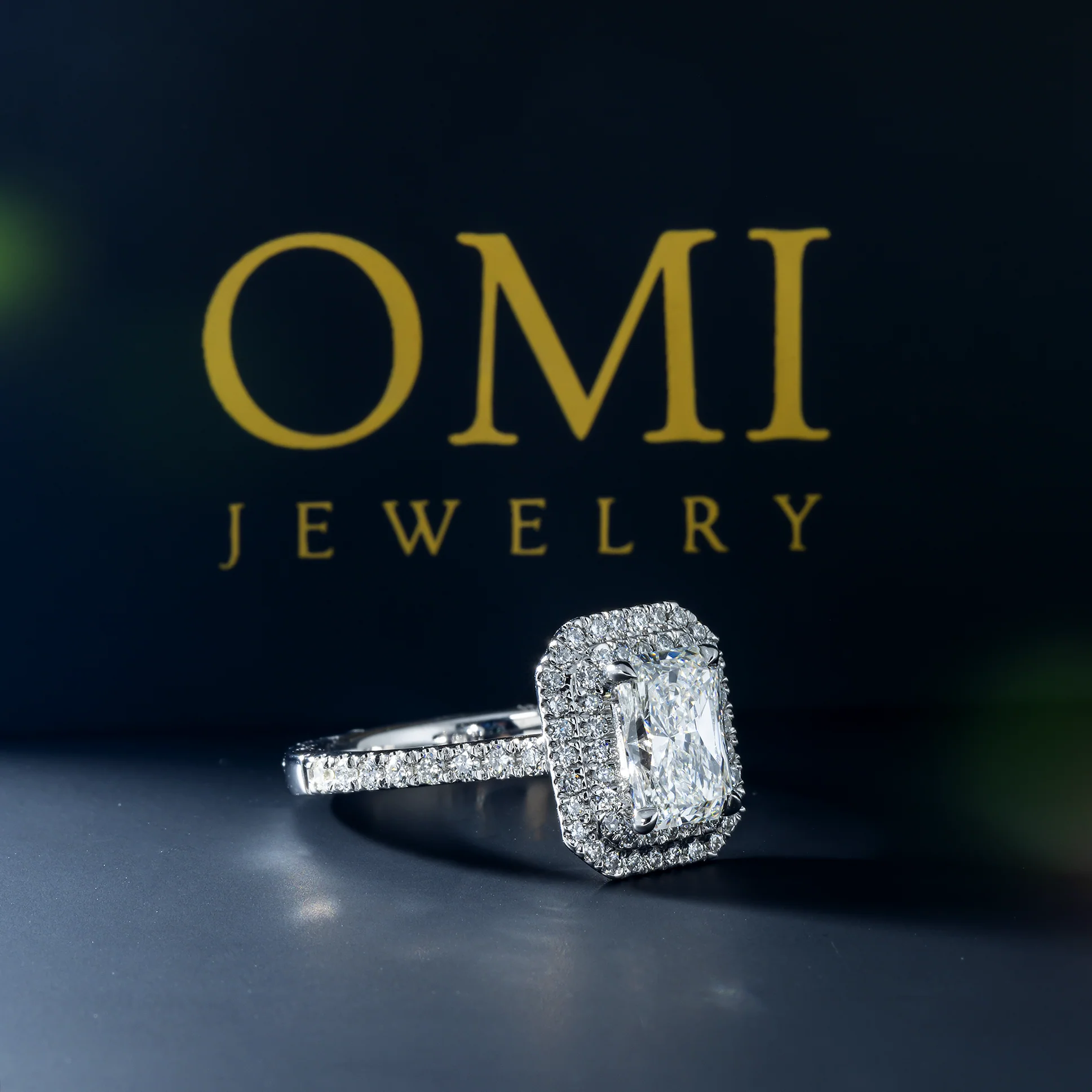 14K GOLD RADIANT CUT HALO DIAMOND BAND ENGAGEMENT RING 2.00 CTW - Image 3