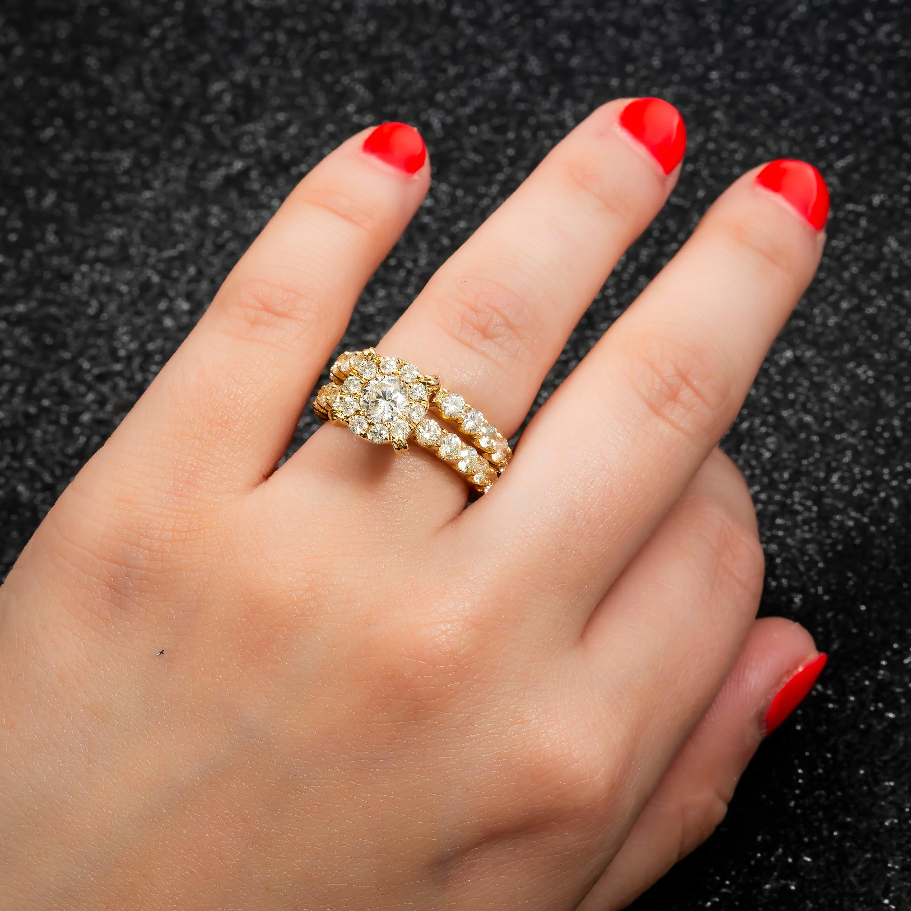 14K GOLD ROUND DIAMOND CLUSTER BRIDAL SET 5.92 CT - Image 2
