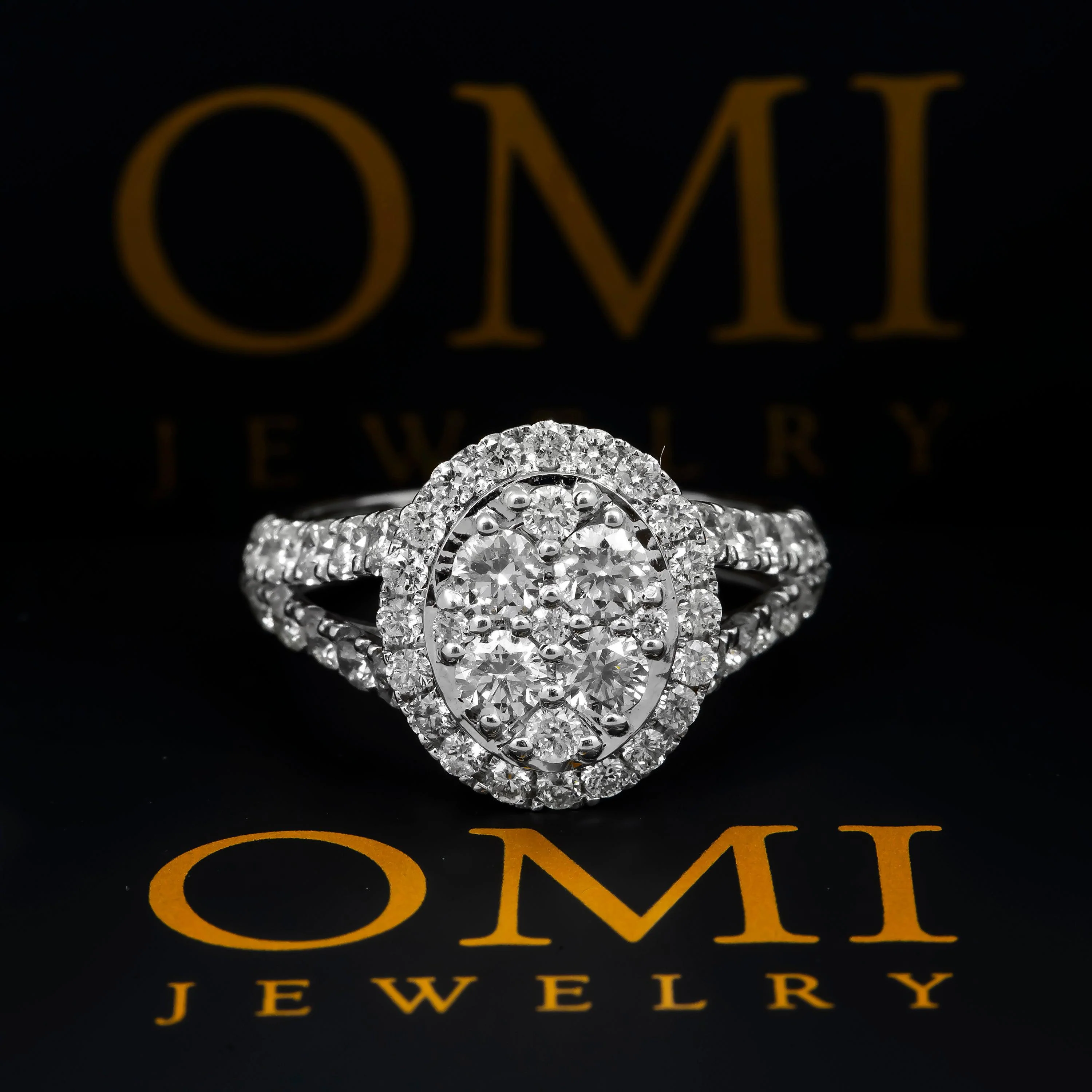 14K GOLD ROUND DIAMOND CLUSTER OVAL SHAPE ENGAGEMENT RING 2.01 CT - Image 4