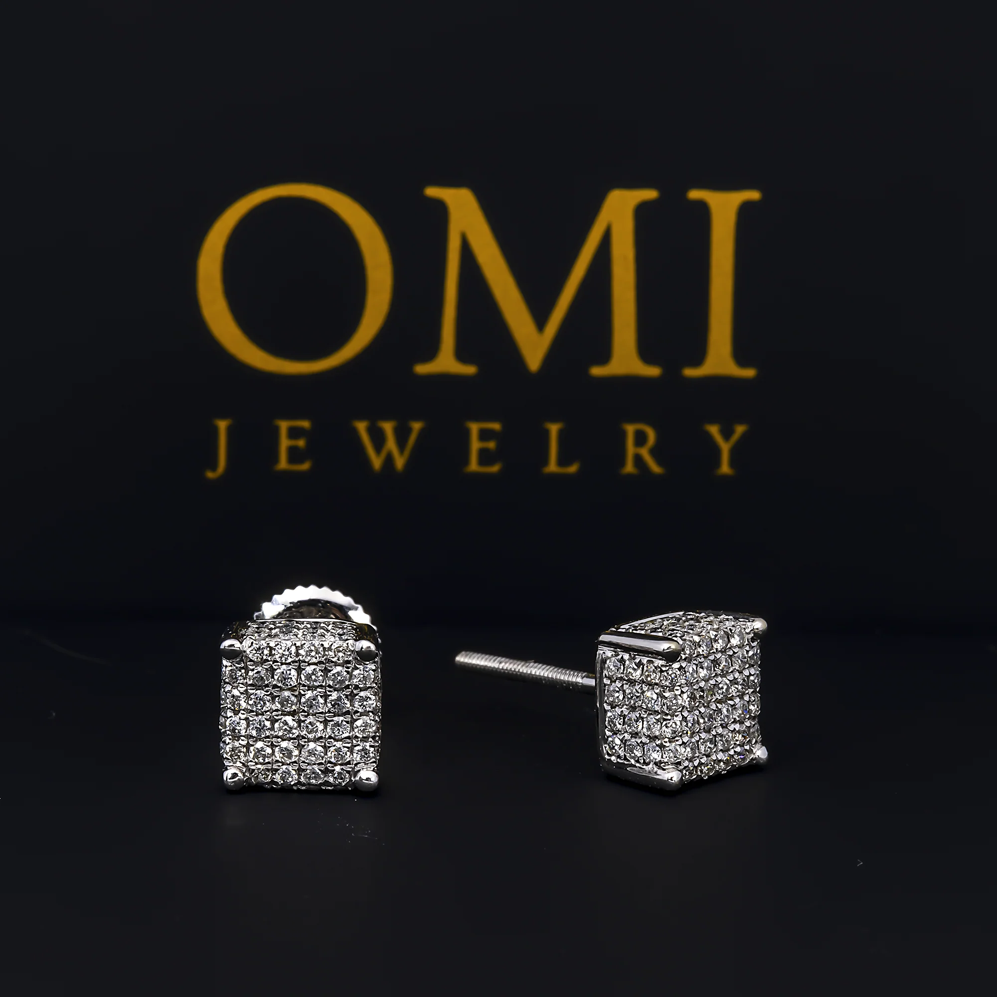 14K GOLD ROUND DIAMOND CLUSTER SQUARE EARRINGS 0.68 CTW - Image 2
