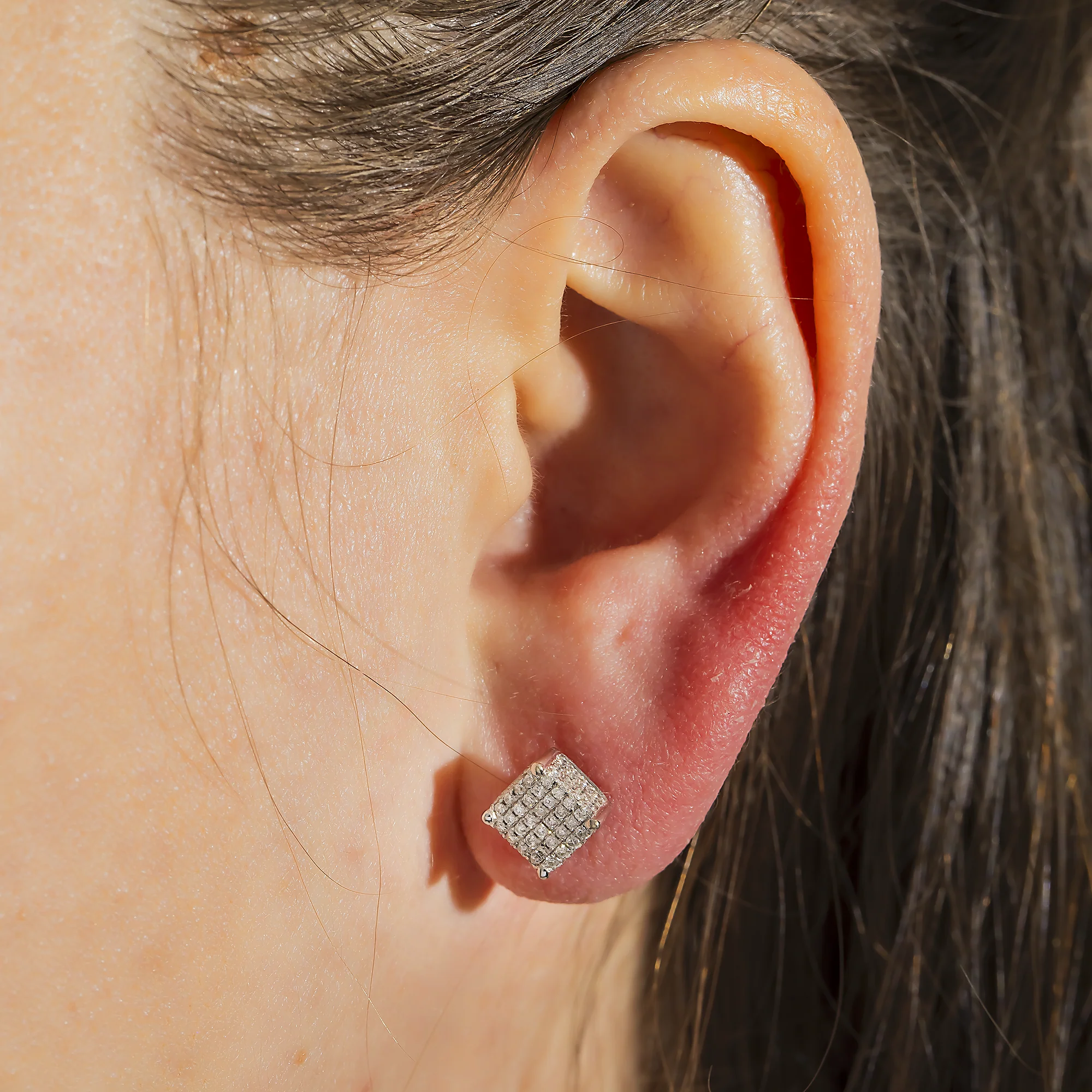 14K GOLD ROUND DIAMOND CLUSTER SQUARE EARRINGS 0.68 CTW - Image 3