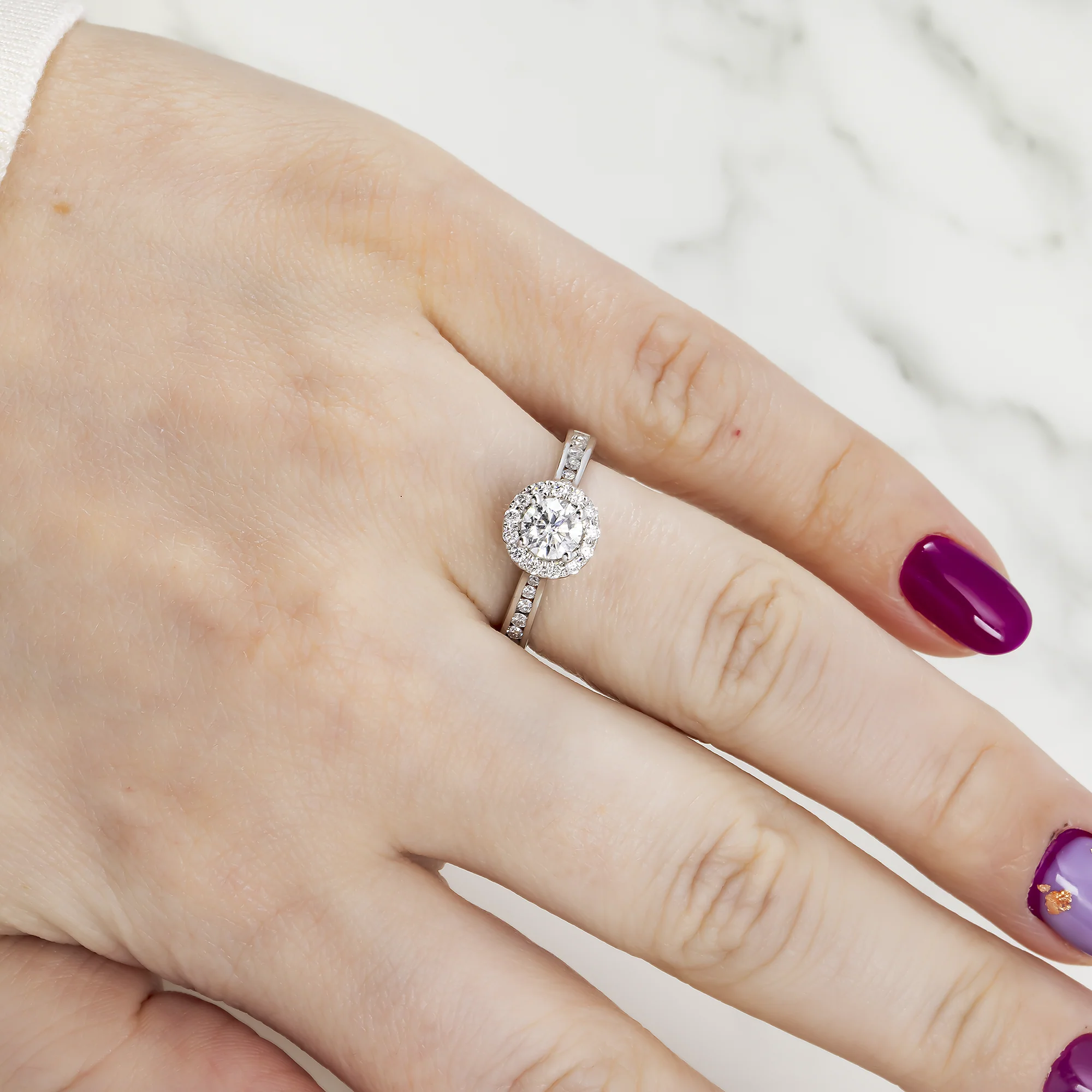 14K GOLD ROUND HALO DIAMOND ENGAGEMENT RING 1.51 CTW - Image 2