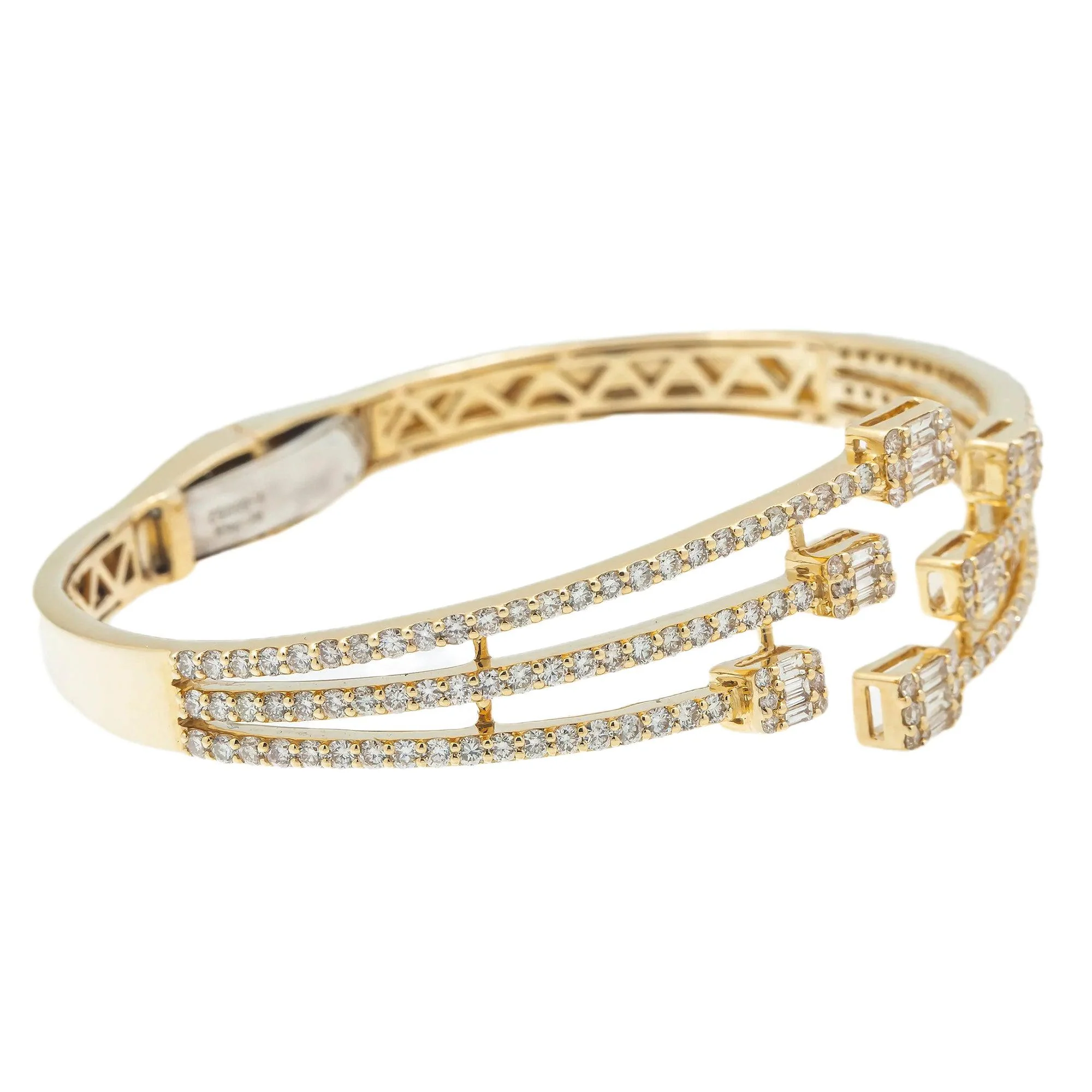 14K GOLD WITH SQUARE SHAPE DIAMONDS BANGLE BRACELET 3.42 CT - Image 3