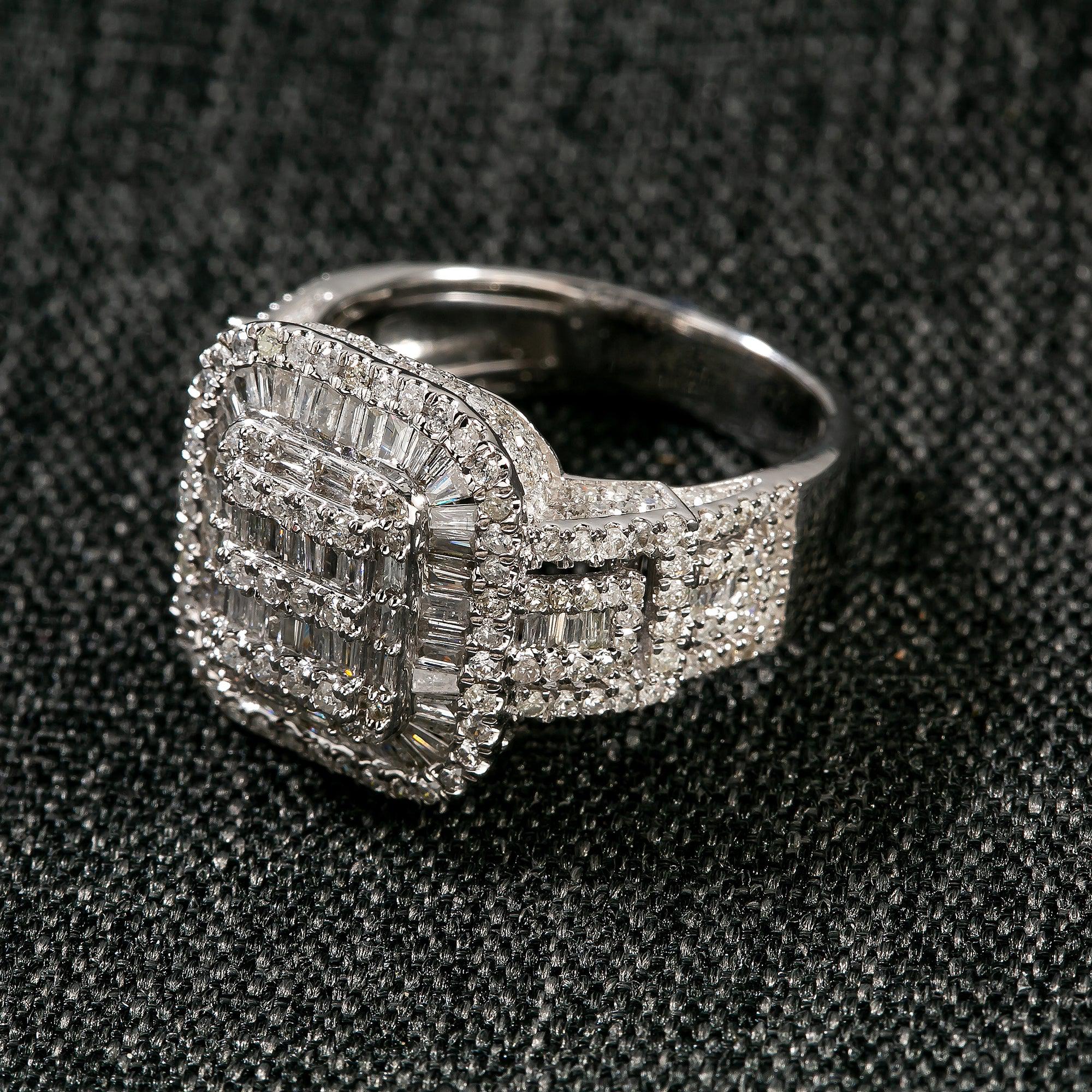 14K WHITE GOLD SQUARE DIAMOND RING 2.30 CT - Image 4