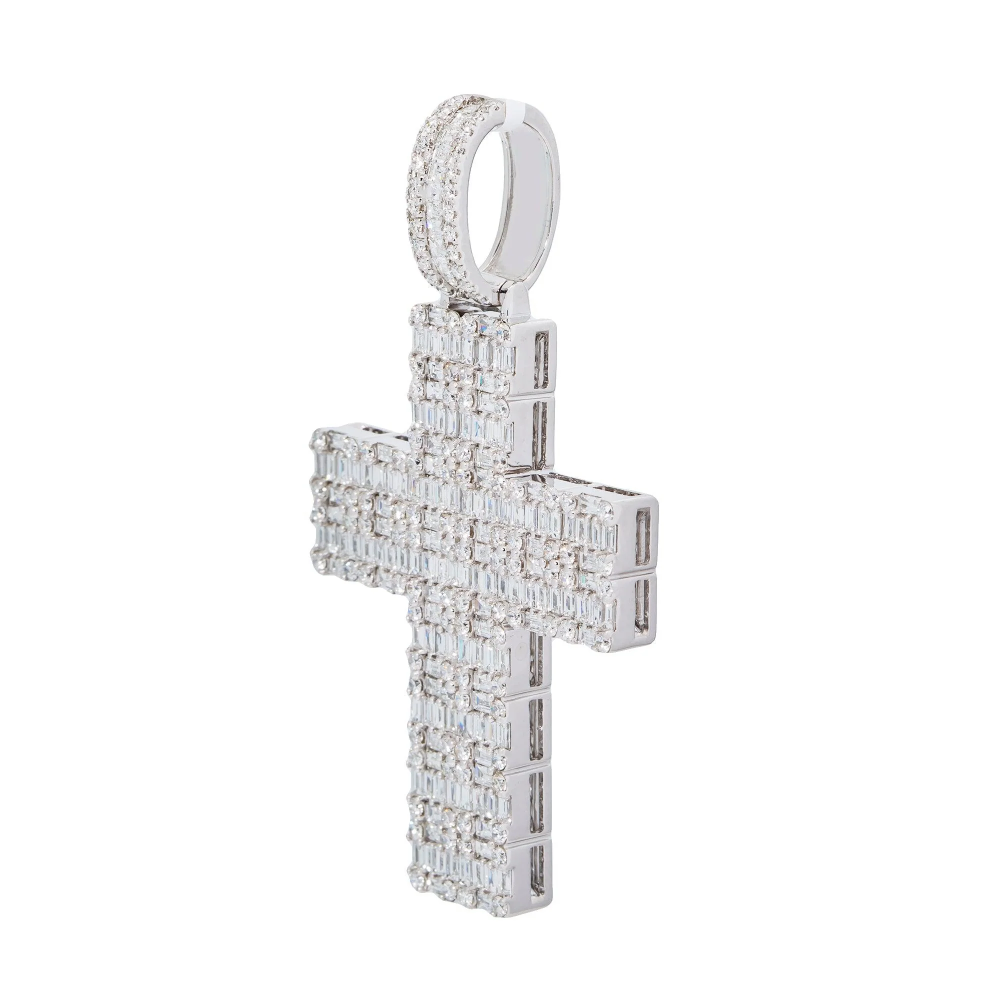 14K WHITE GOLD MEN'S BAGUETTE CROSS PENDANT WITH 3.70 CT DIAMONDS - Image 3
