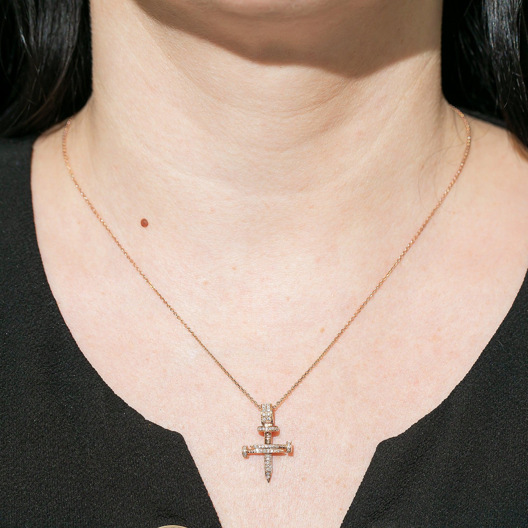 Unisex 14k Yellow Gold Pendant with 0.26 Ct Diamonds - Image 5