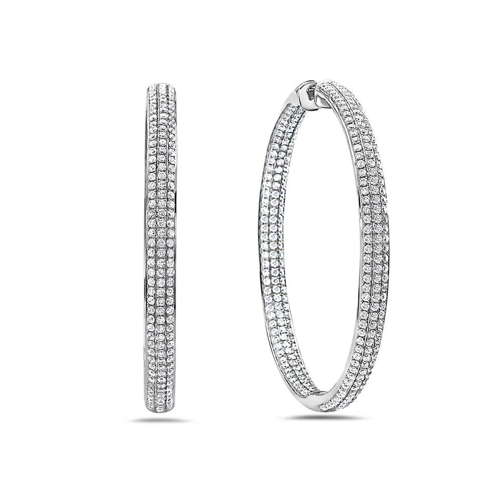 18K White Gold Ladies Earrings With Round Shaped Diamonds