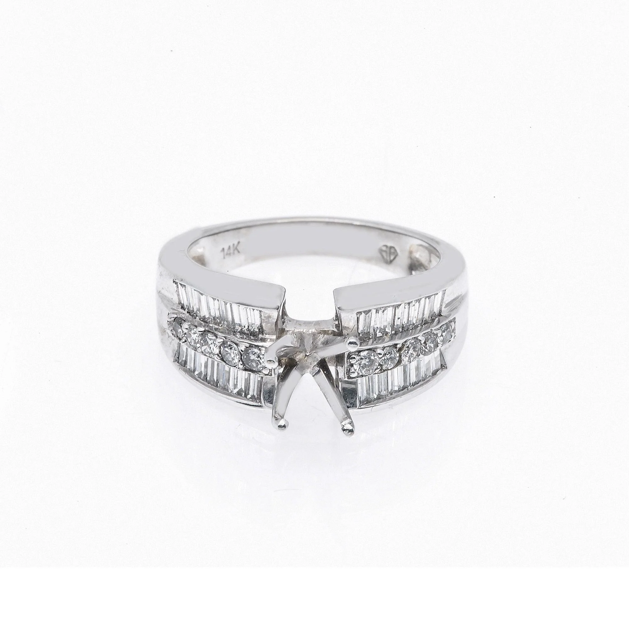18K White Gold Round Diamond Semi-Mount Ring - Image 3