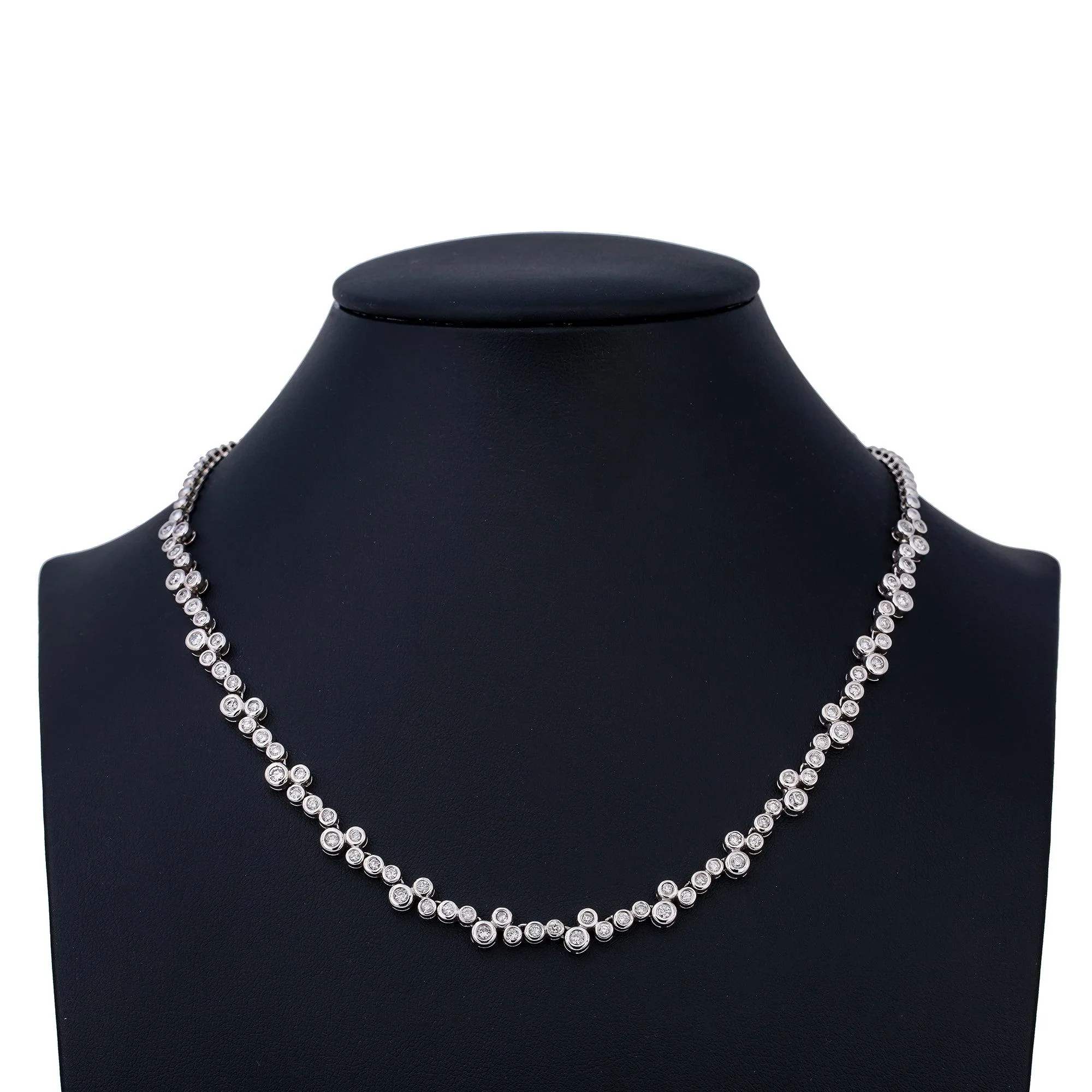18K White Gold Women's Necklace, 18" Chain With Diamonds - Image 2