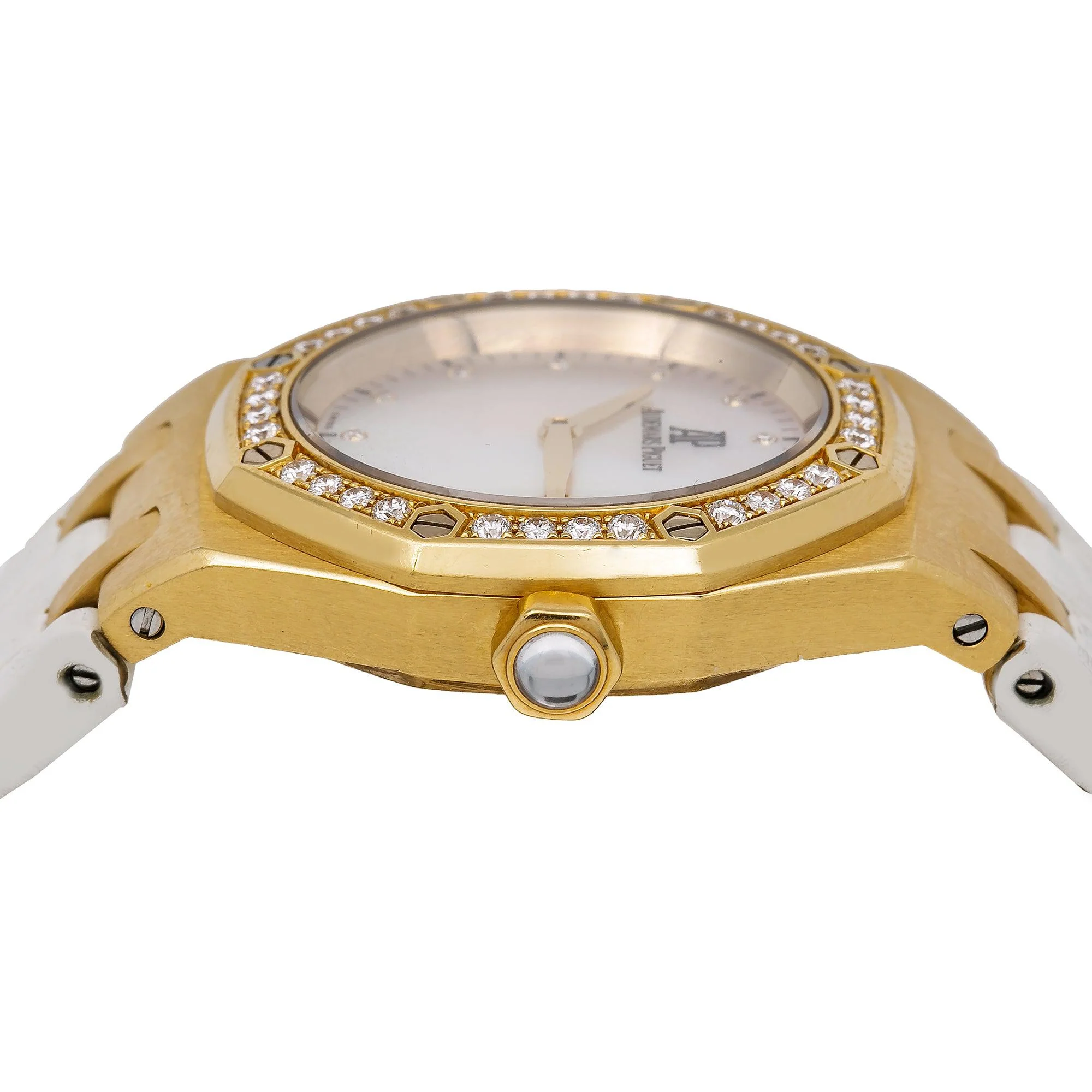 Audemars Piguet Royal Oak 33MM 67601BA.ZZ.D012CR.03 Mother of Pearl Diamond Dial Diamond Bezel White Alligator Leather Strap - Image 5