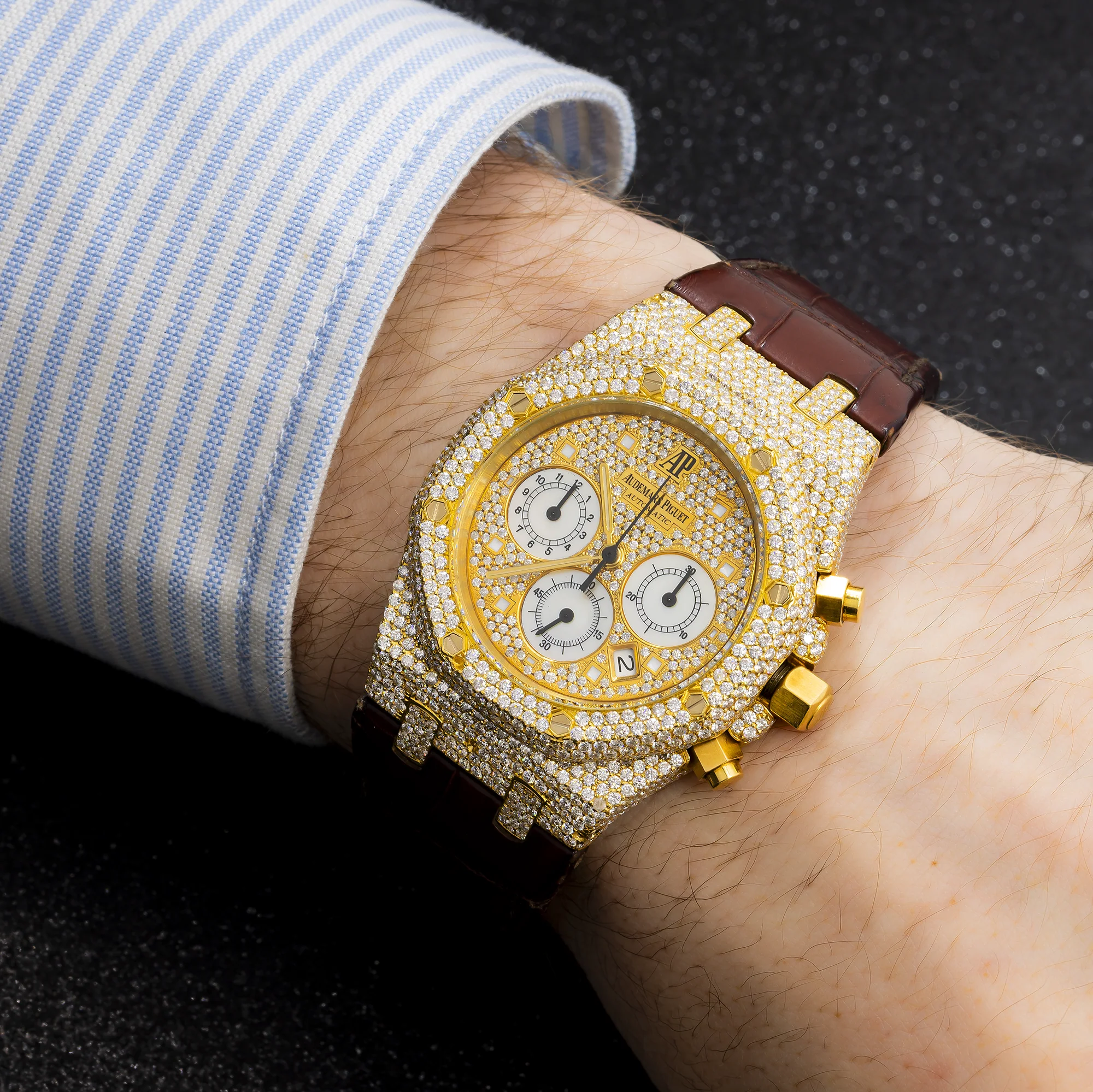 Audemars Piguet Royal Oak Chronograph 39MM 26022BA.OO.D088CR.01 Diamond Paved Dial Diamond Paved Bezel Brown Alligator Leather Strap - Image 3