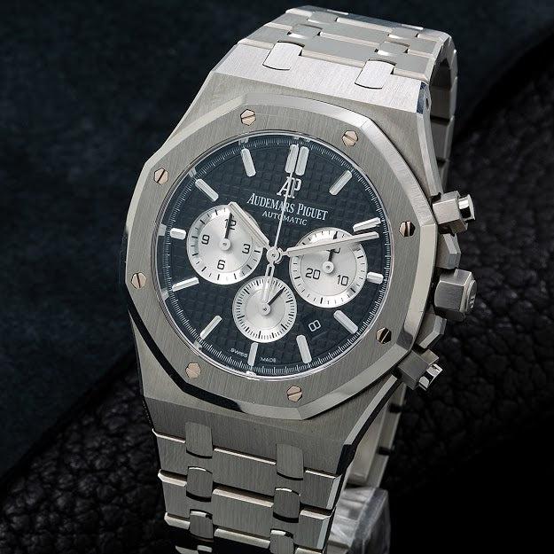 Audemars Piguet Royal Oak Chronograph 41MM 26331ST.OO.1220ST.02 Black Dial Stainless Steel Bezel Stainless Steel Bracelet - Image 2