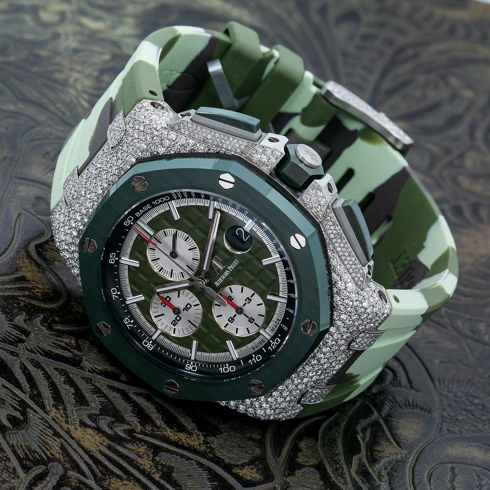 Audemars Piguet Royal Oak Offshore Chronograph 44MM 26400SO Green Dial Green Stainless Steel Bezel Stainless Steel Bracelet 7.25ct - Image 3