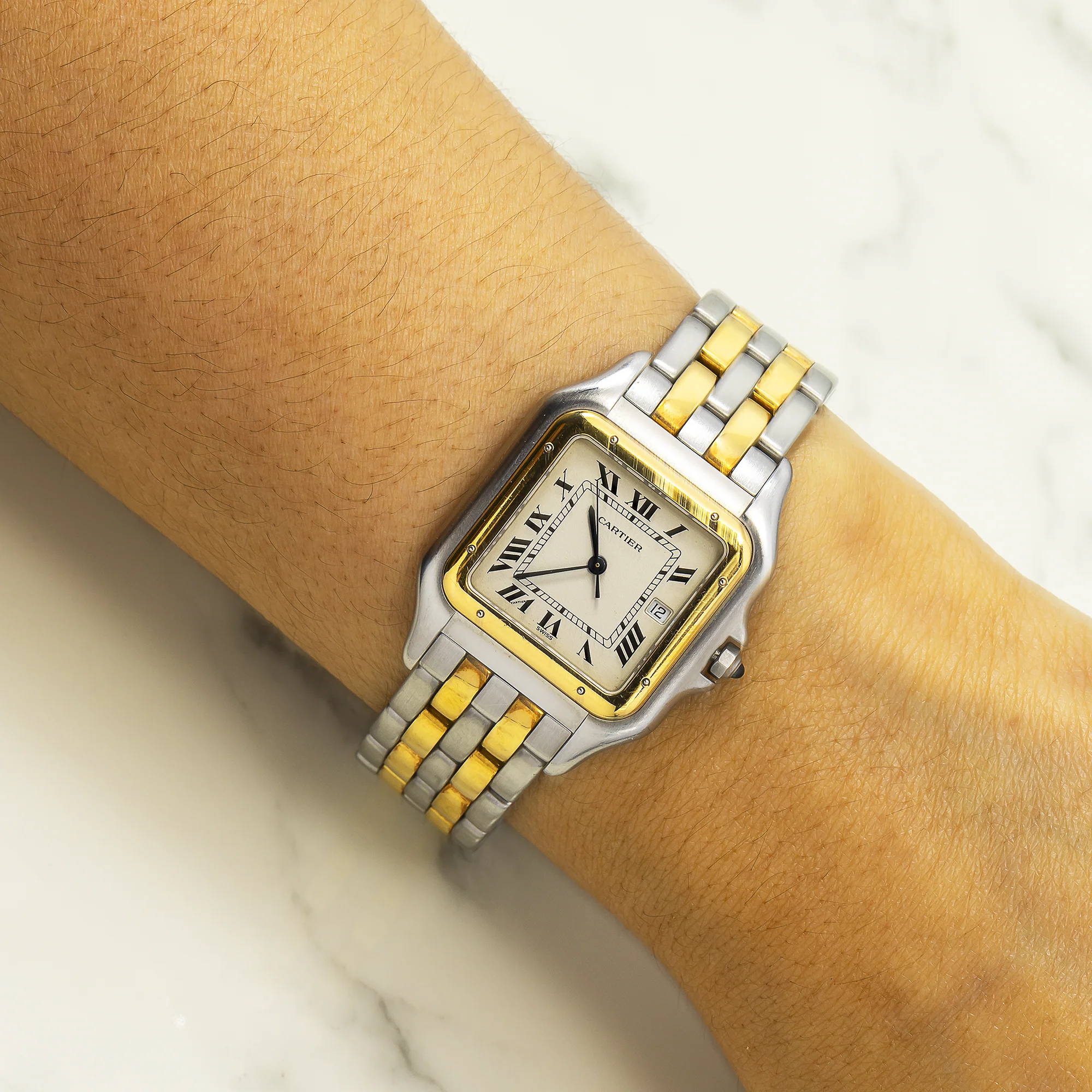 Cartier Panthère 29MM W515527 Silver Roman Dial Yellow Gold Bezel Two Tone Yellow Gold Bracelet - Image 5