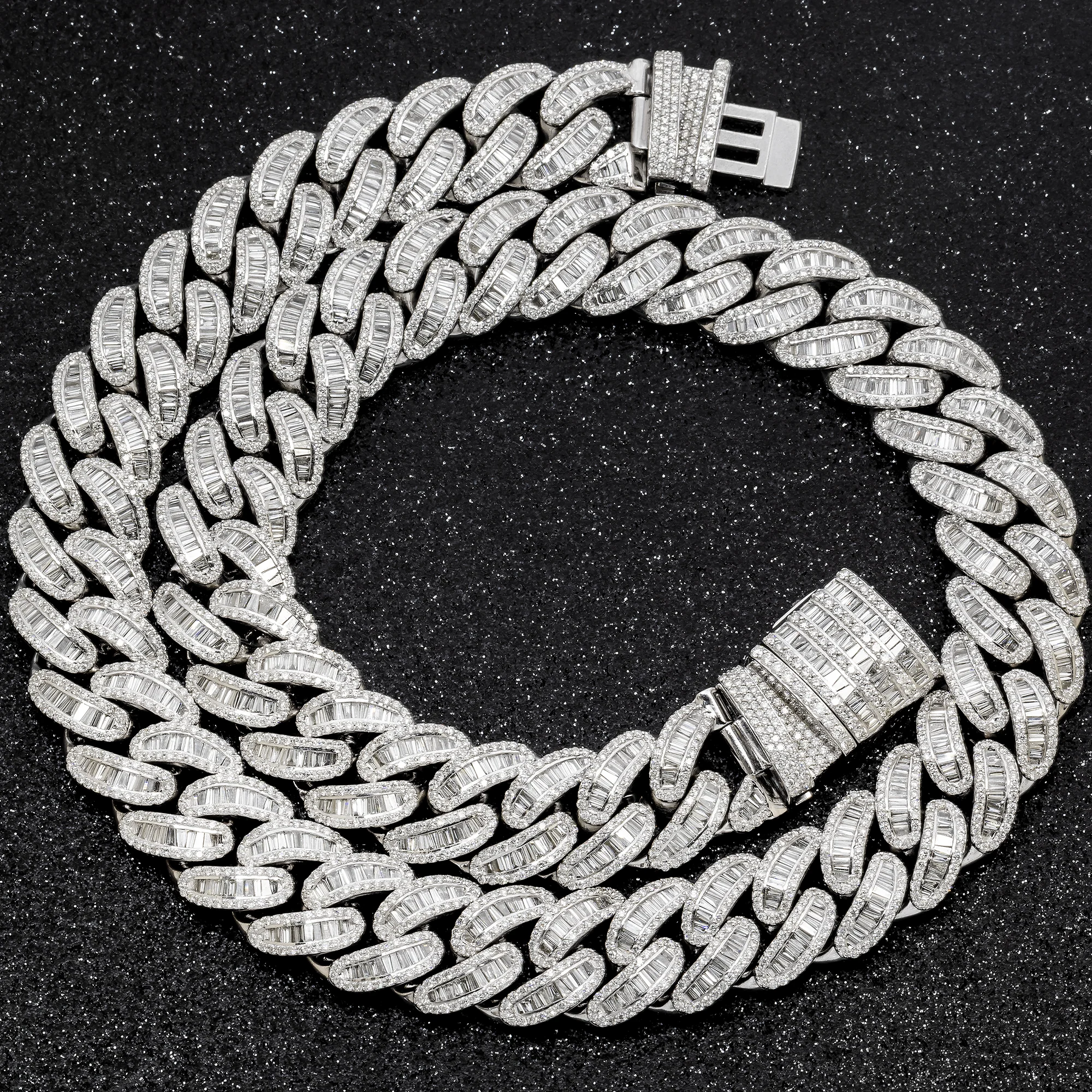 10K GOLD 18MM BAGUETTE AND ROUND DIAMOND CUBAN CHAIN 41.30 CT - Image 4