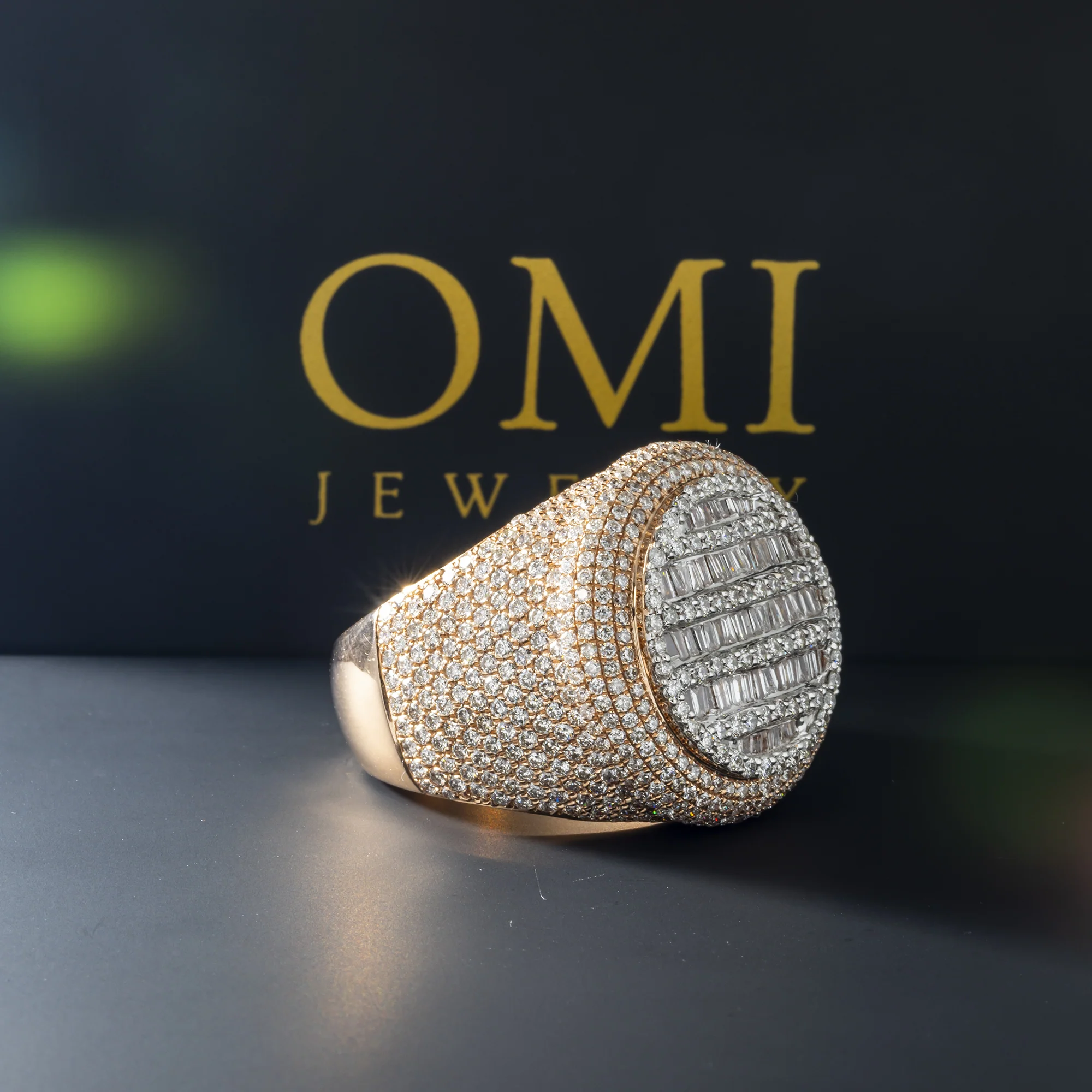 14K GOLD ROUND AND BAGUETTE DIAMOND RING 4.50 CT - Image 6