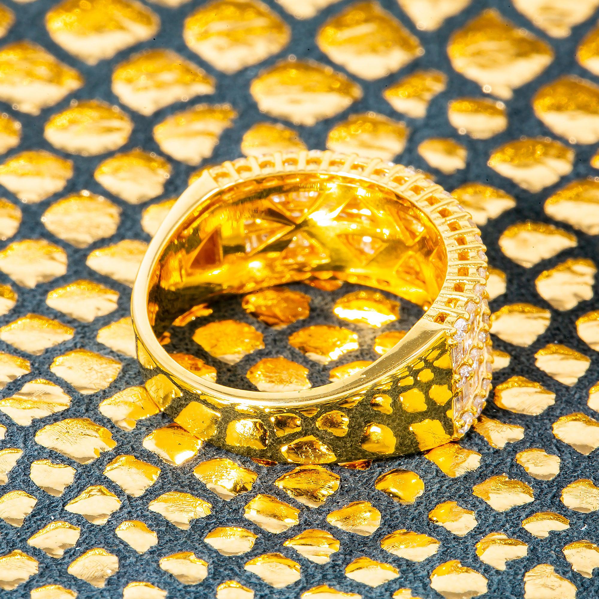 Ladies 14K Yellow Gold Fancy Baguette Diamond Ring With 1.6Ct Diamonds - Image 4