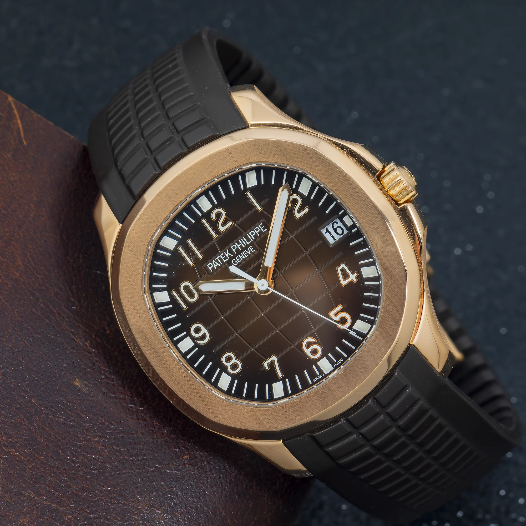 Patek Philippe Aquanaut 40.8MM 5167R-001 Brown Arabic Dial Rose Gold Bezel Brown Rubber Band - Image 3