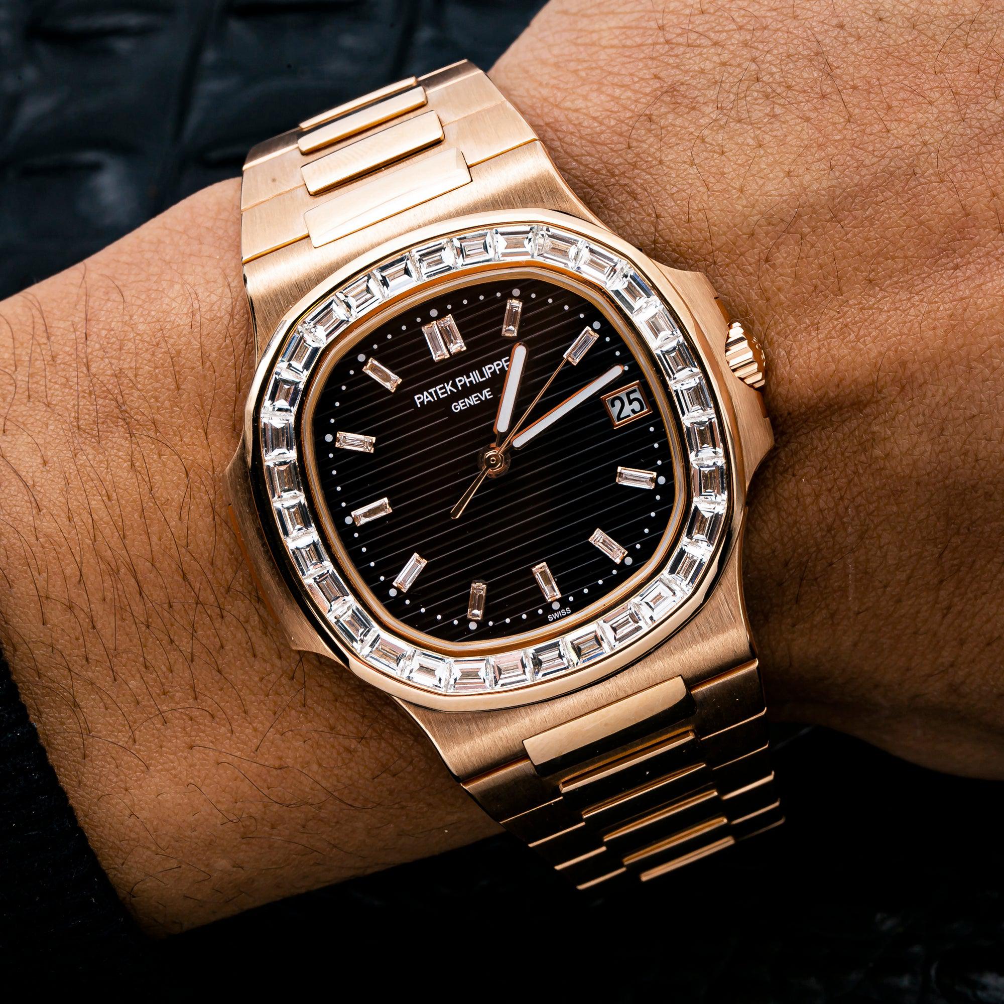 Patek Philippe Nautilus 40MM 5711/1R Black Diamond Dial Diamond Bezel 18K Rose Gold Bracelet - Image 2