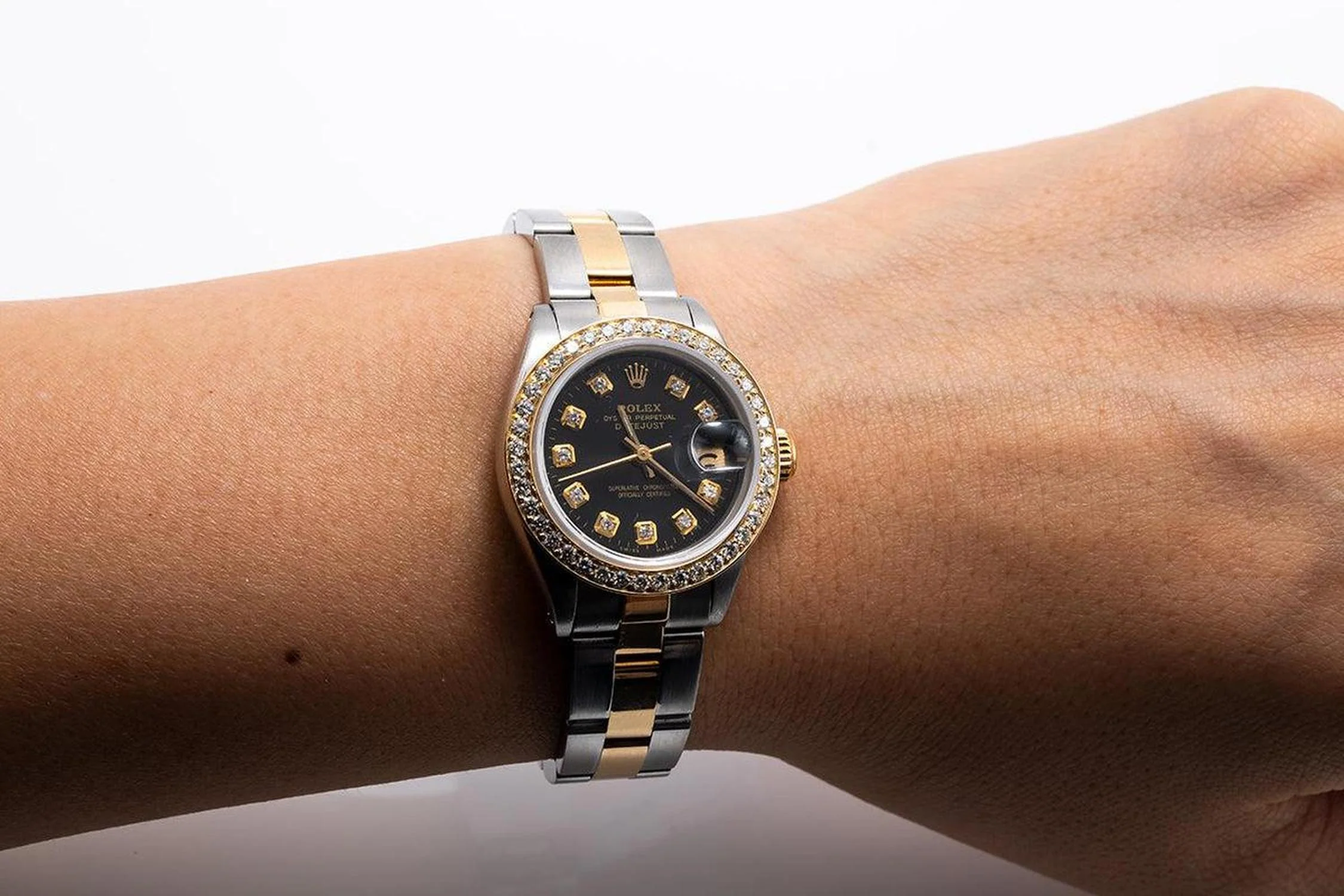 Rolex Datejust 26MM 6917 Black Diamond Dial Diamond Bezel Two Tone Yellow Gold Jubilee Bracelet 0.9ct - Image 6
