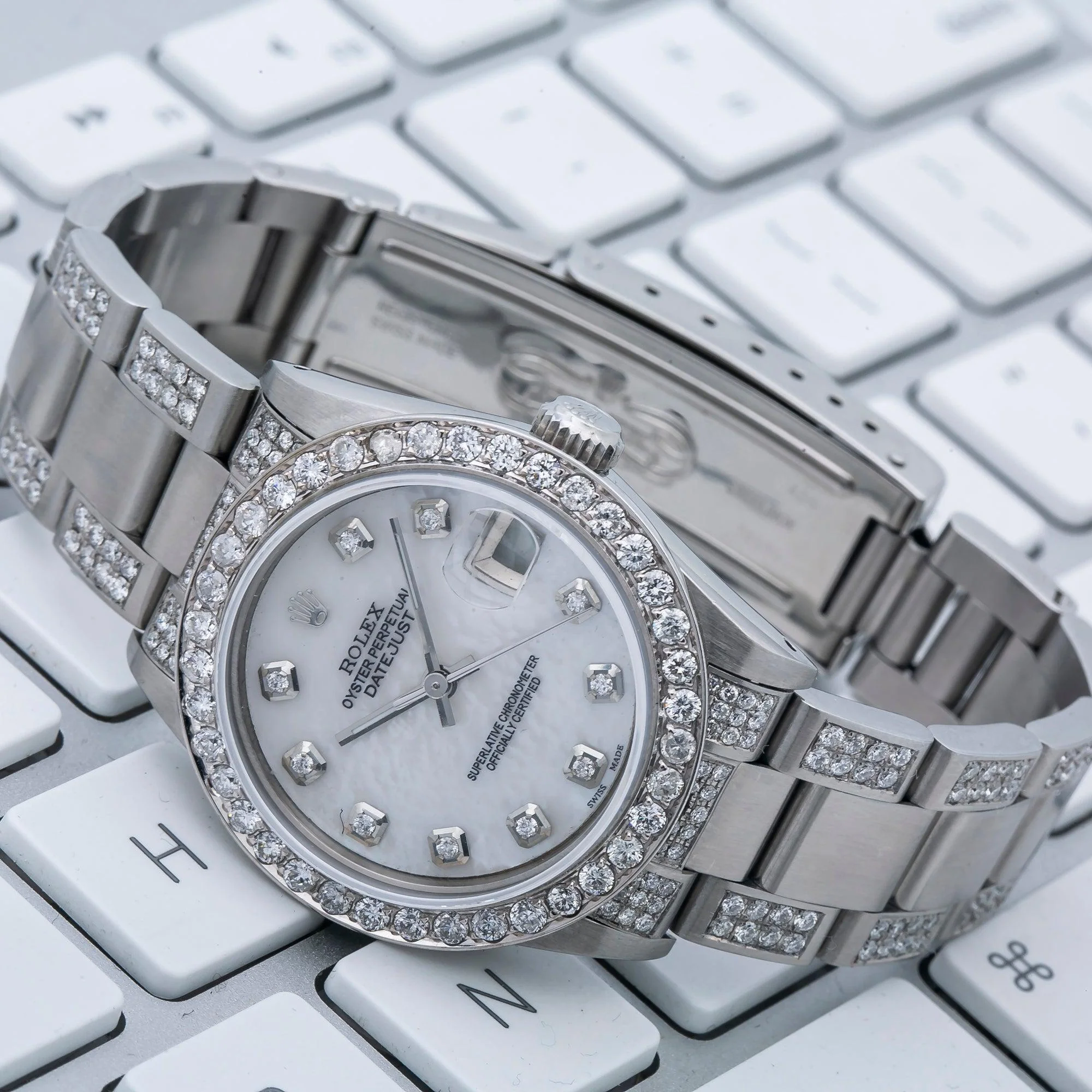 Rolex Datejust 31MM 78240 White Mother of Pearl Diamond Dial Diamond Bezel Stainless Steel Semi Diamond Oyster Bracelet 4.75ct - Image 3