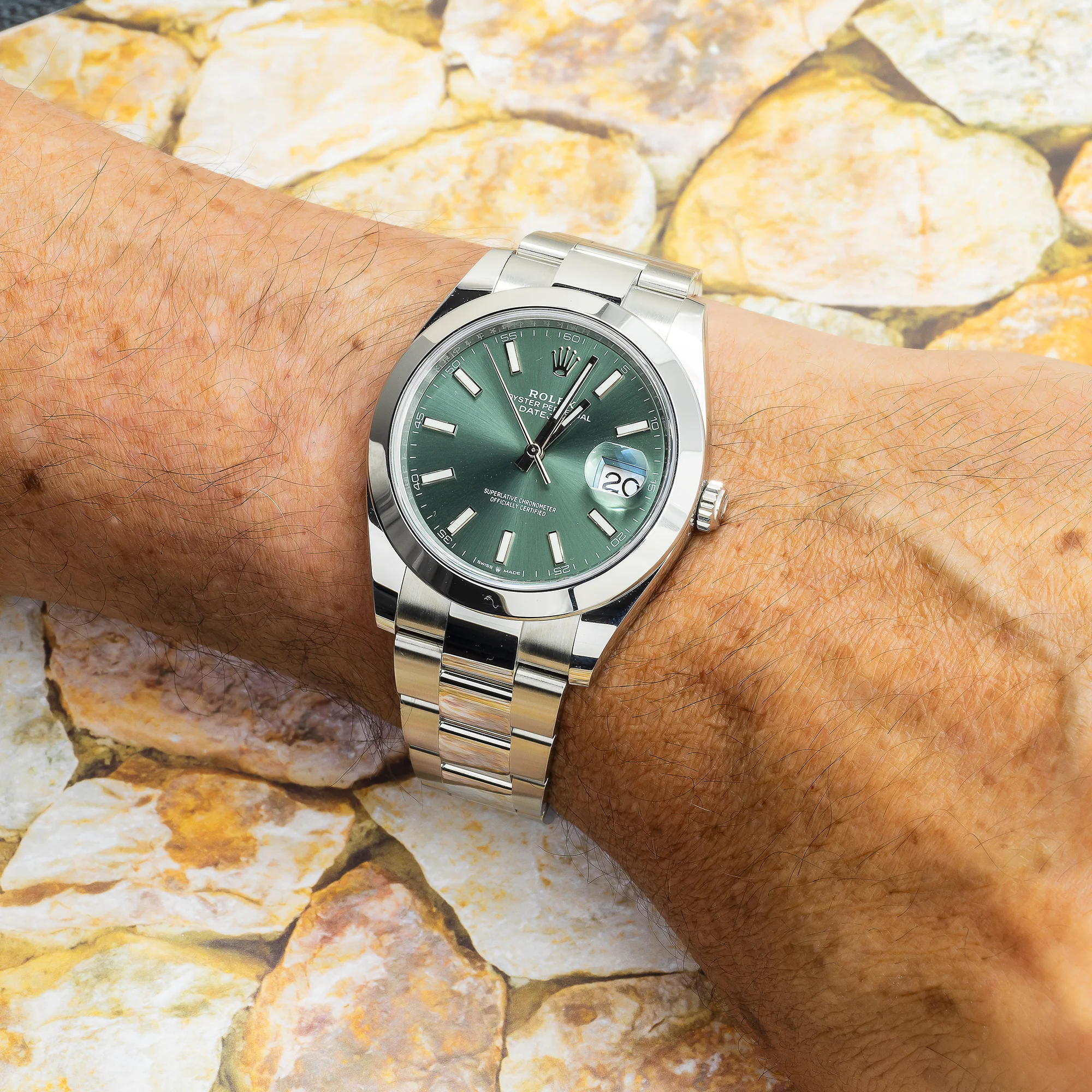 Rolex Datejust 41MM 126300 Green Dial Smooth Bezel Stainless Steel Oyster Bracelet - Image 2