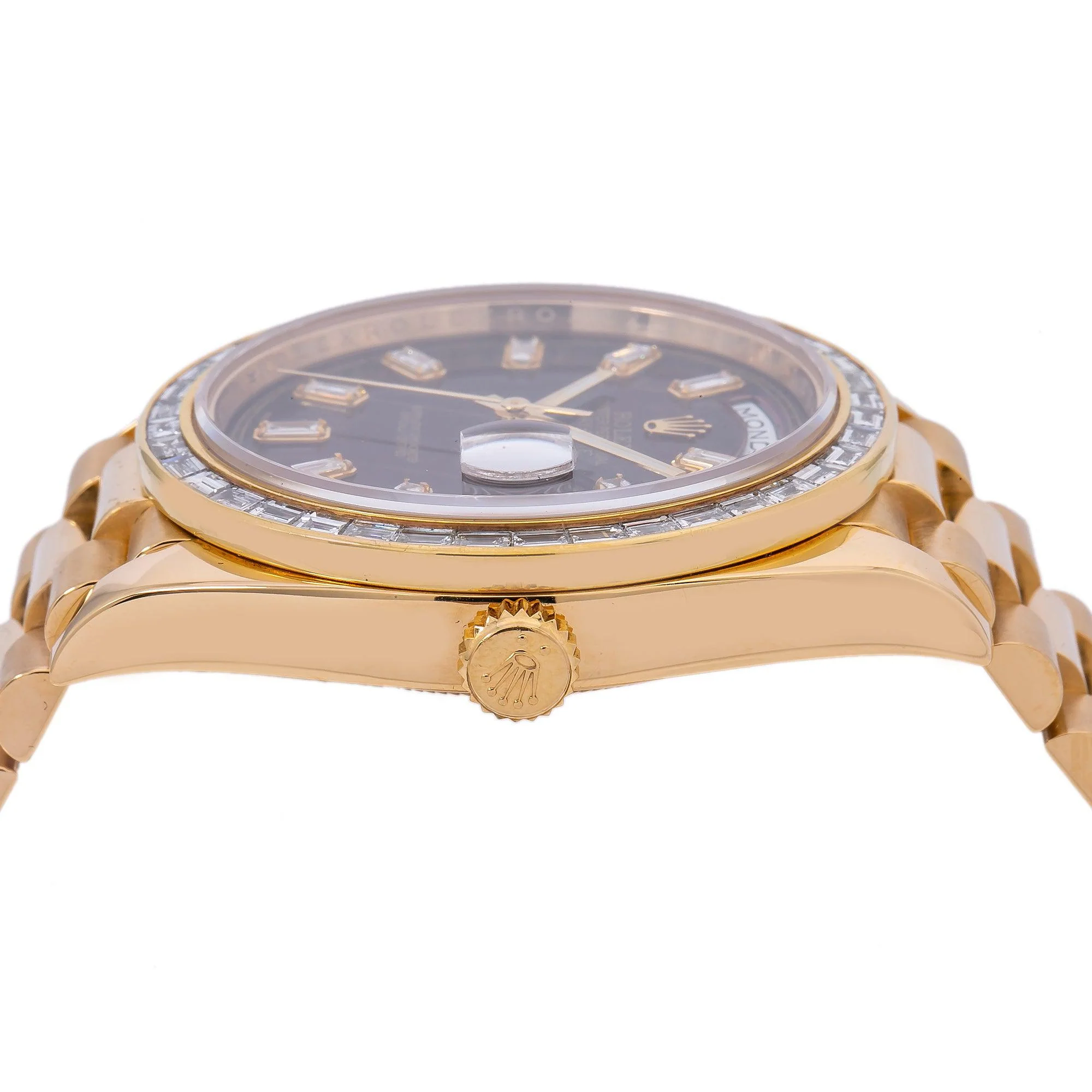 Rolex Day-Date 40MM 228238 Cherry Red Baguette Diamond Dial Diamond Bezel 18K Yellow Gold President Bracelet 4.75ct - Image 4