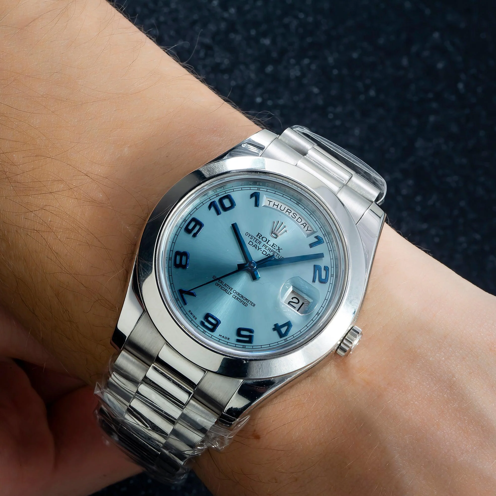Rolex Day-Date II 41MM 218206 Ice Blue Arabic Dial Platinum Smooth Bezel Platinum President Bracelet - Image 2