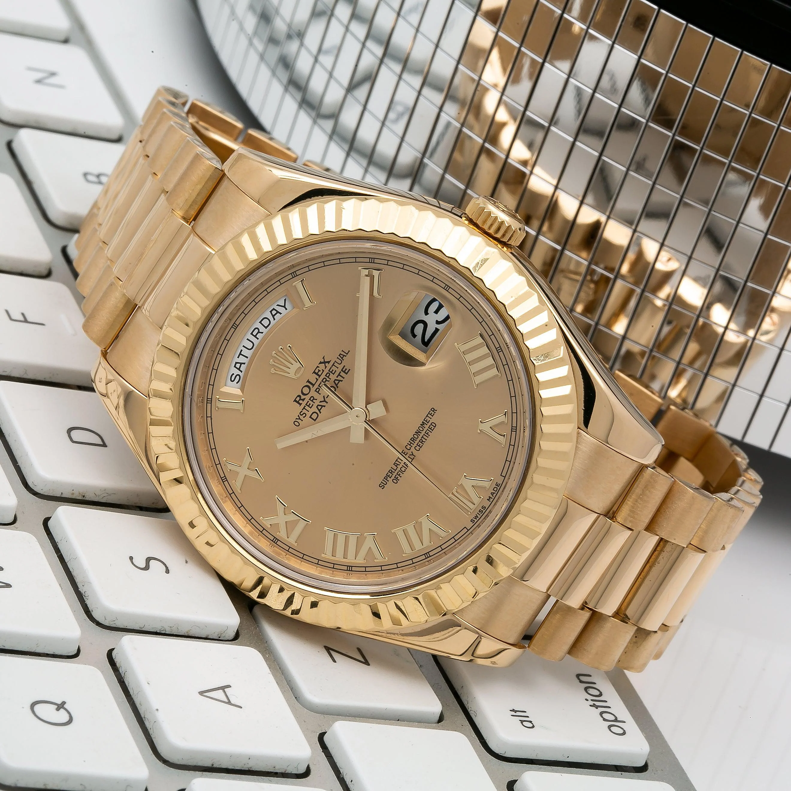 Rolex Day-Date II 41MM 218238 Champagne Roman Dial Fluted Bezel 18K Yellow Gold President Bracelet - Image 2